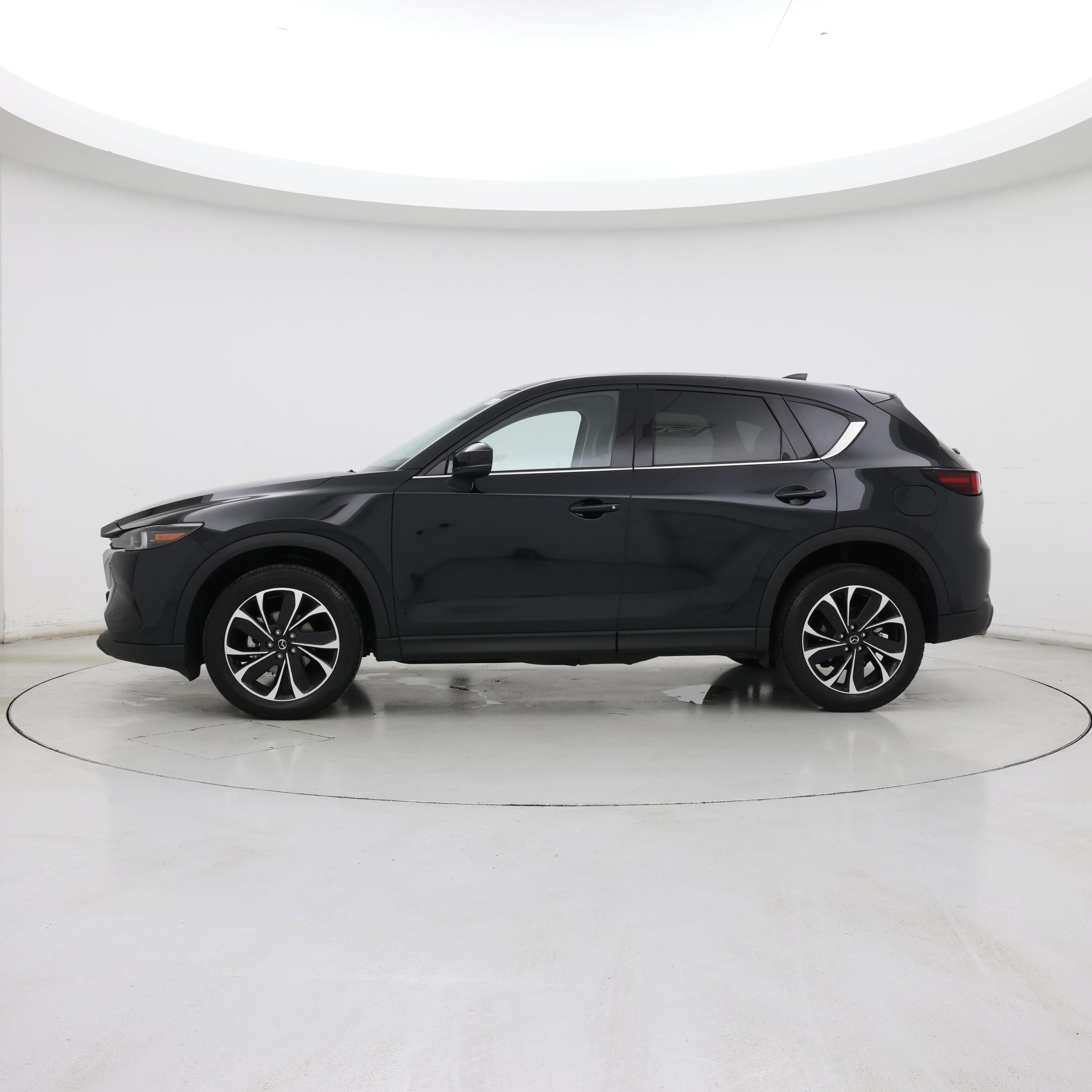 Thumbnail: 2023 Mazda CX-5 - 3