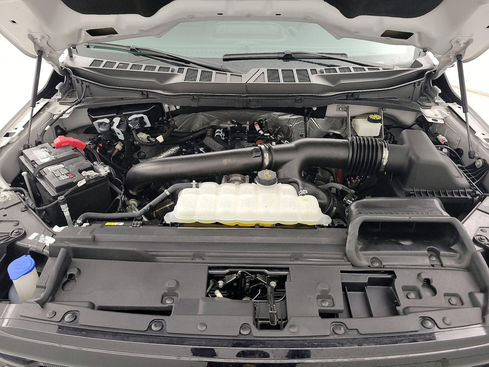 2024 Ford F-150 XLT - Photo 24