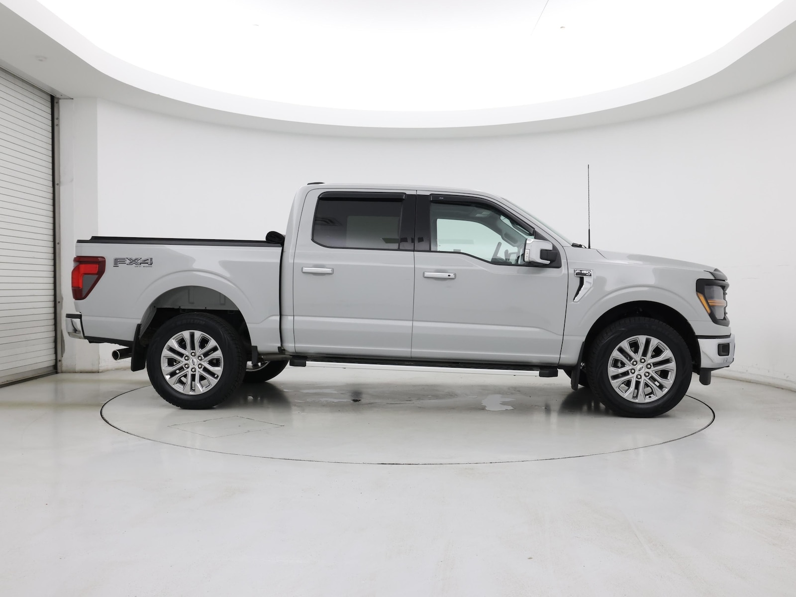 2024 Ford F-150 XLT - Photo 8