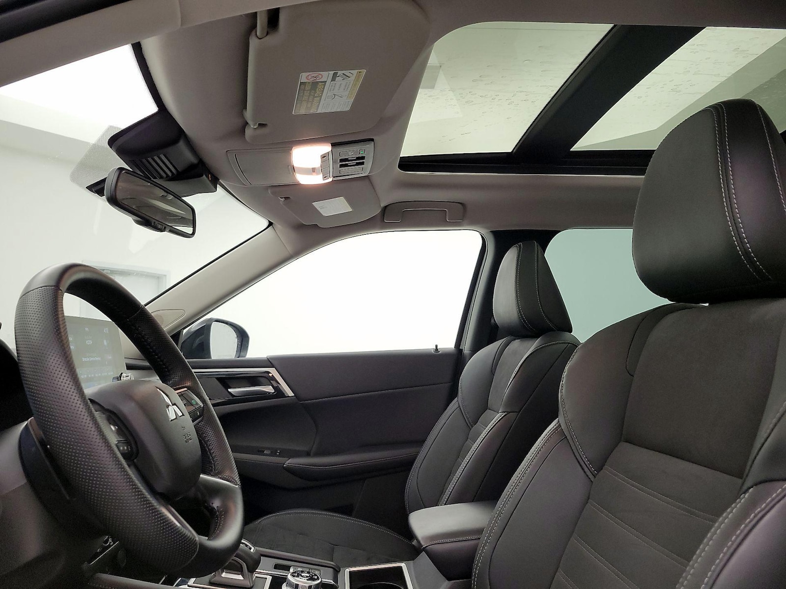 2023 Mitsubishi Outlander Plug-In Hybrid SE - Photo 20