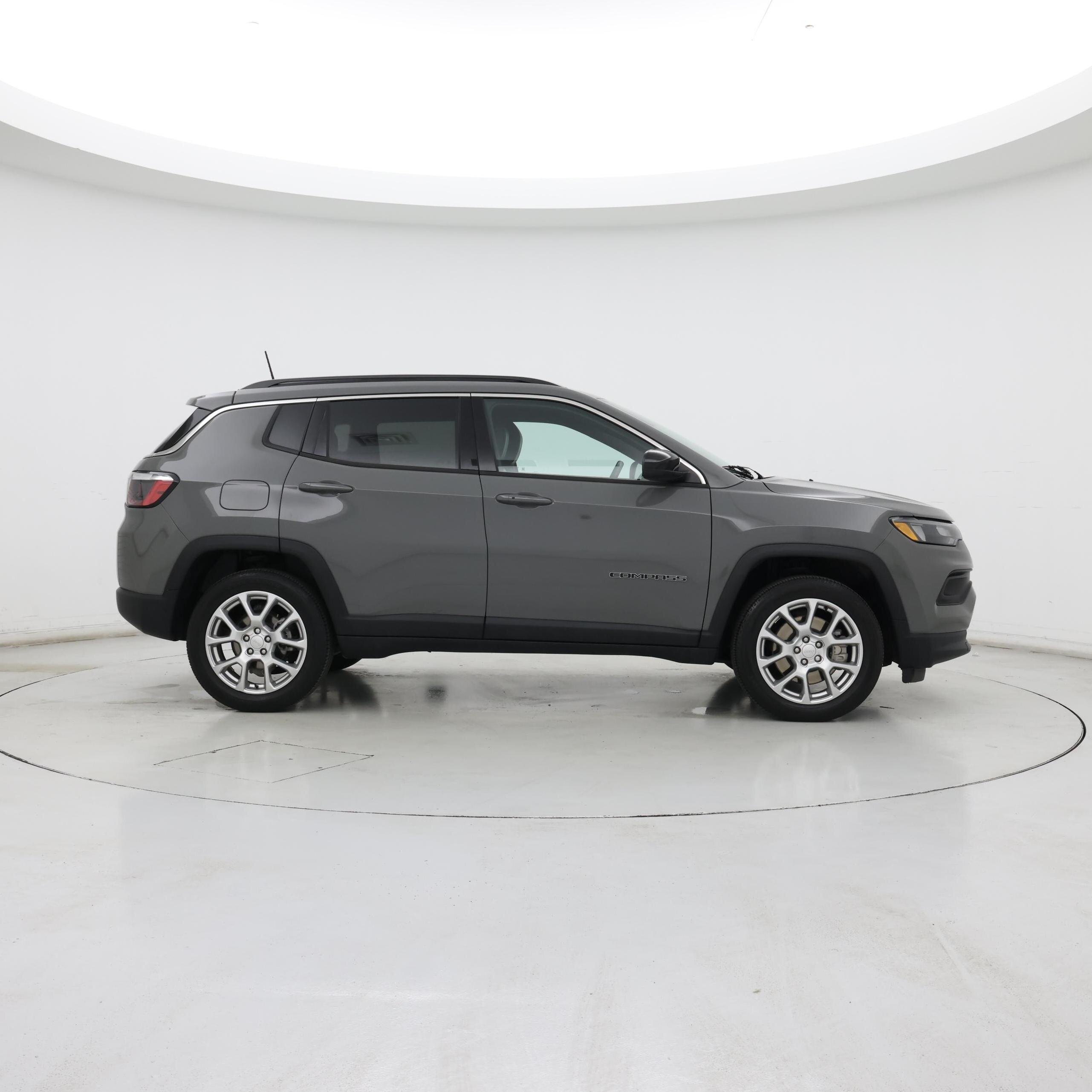 Thumbnail: 2023 Jeep Compass - 7