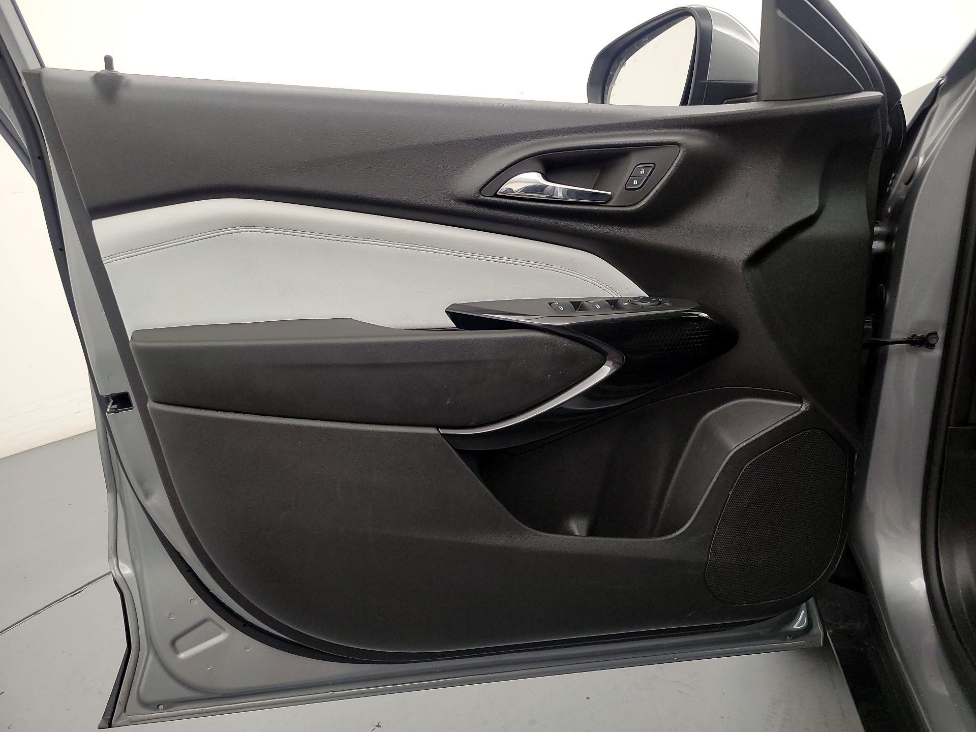Thumbnail: 2024 Chevrolet Trax - 12