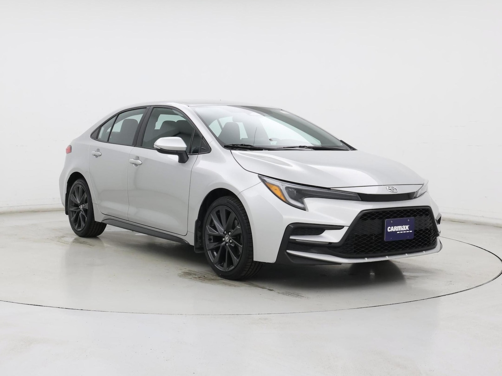 2024 Toyota Corolla SE - Photo 2