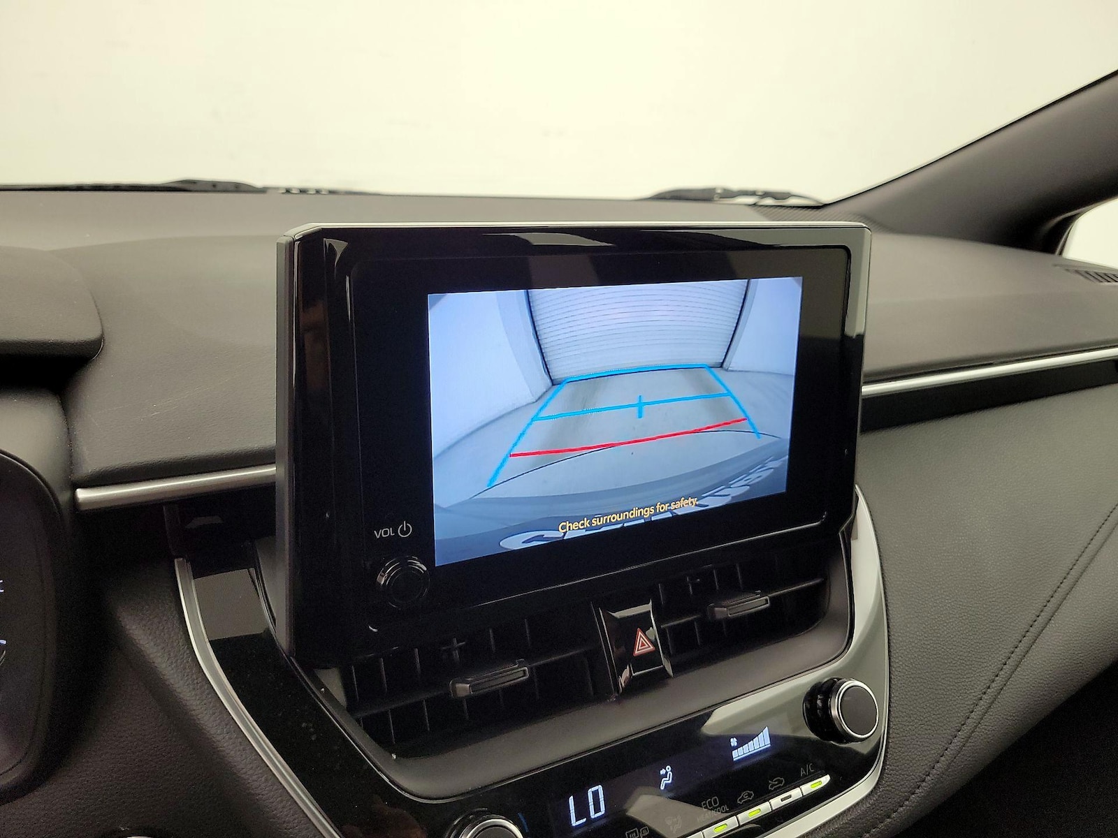 2024 Toyota Corolla SE - Photo 16