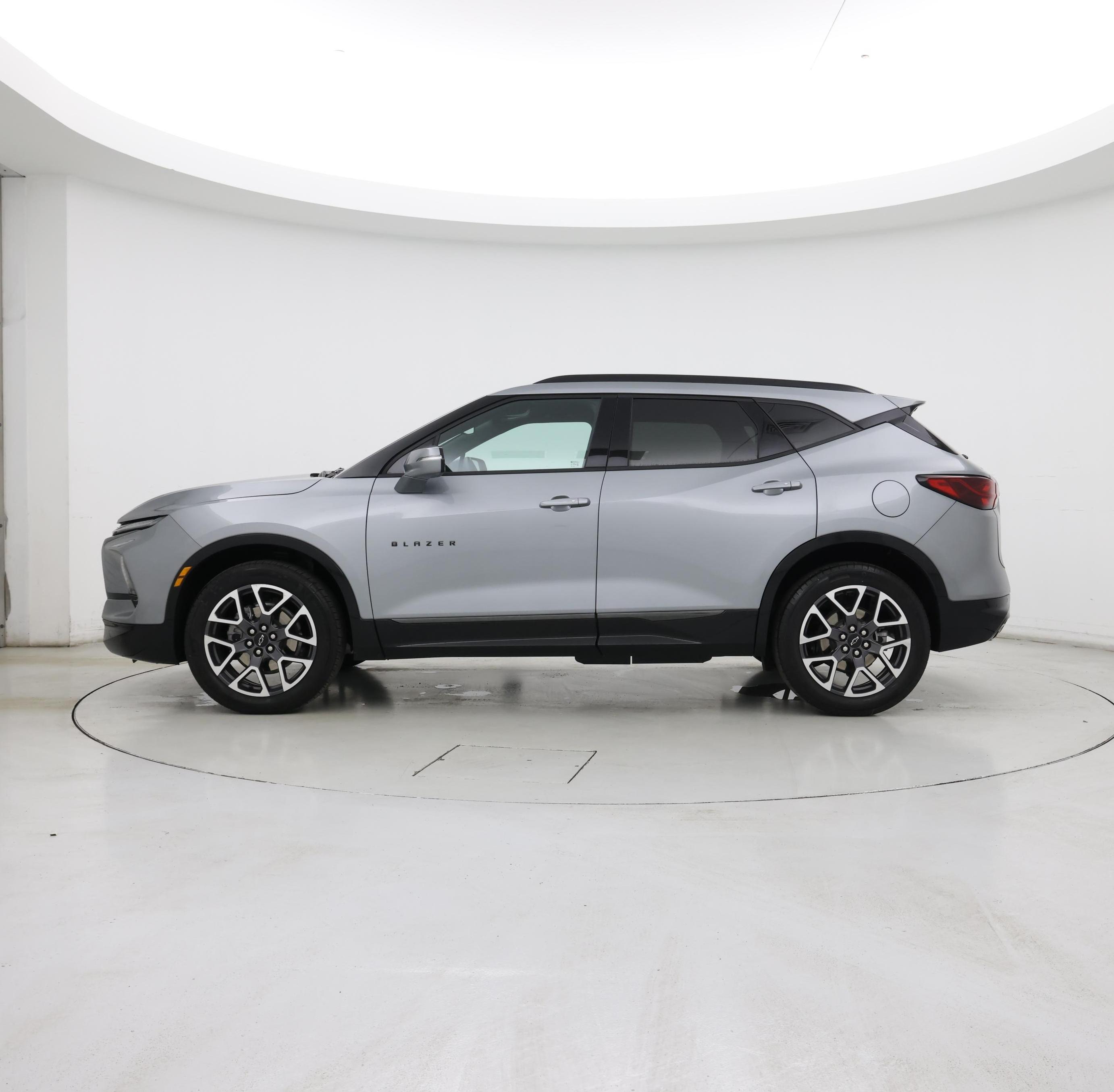 Thumbnail: 2025 Chevrolet Blazer - 3