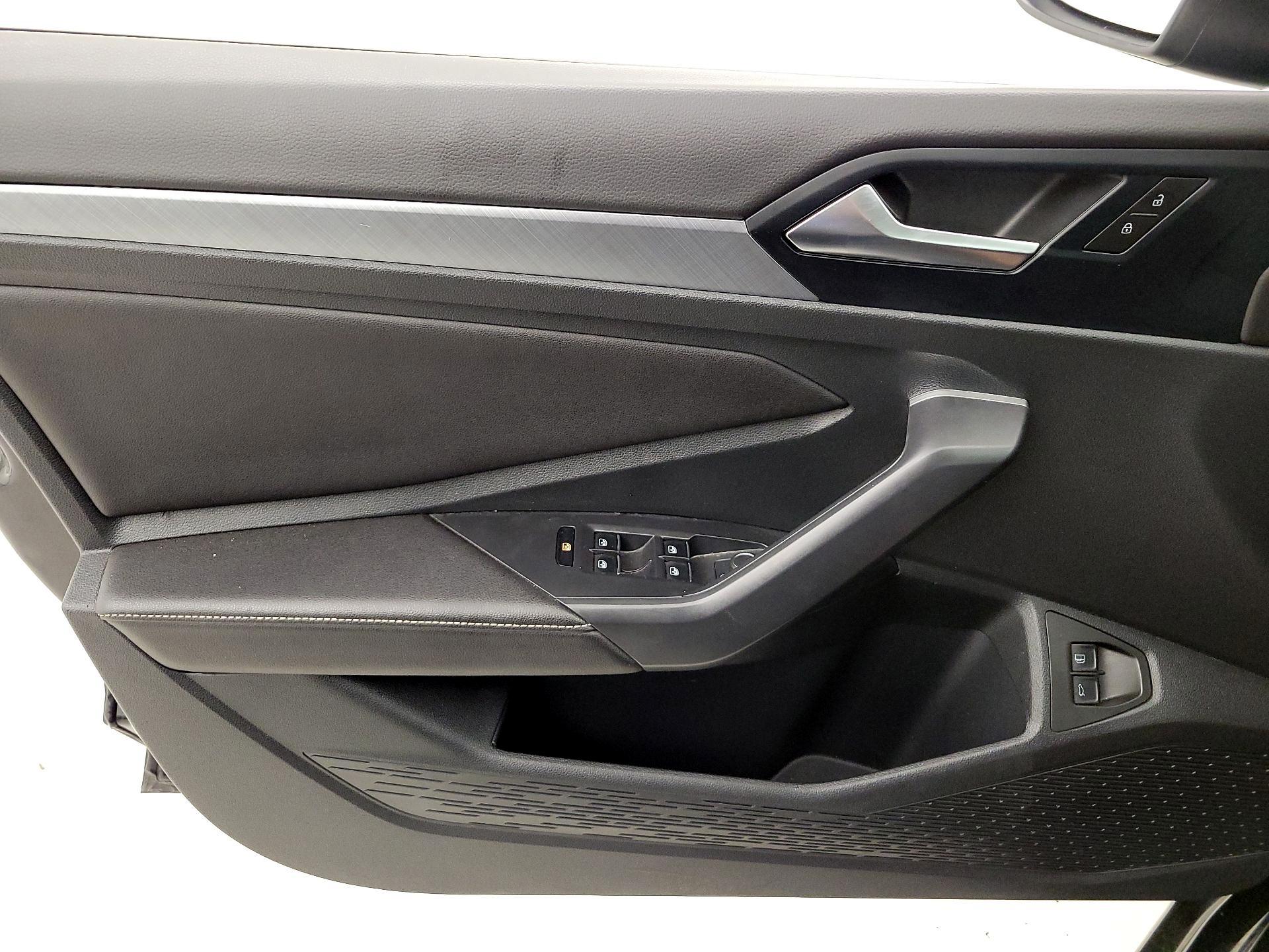 Thumbnail: 2024 Volkswagen Jetta - 12