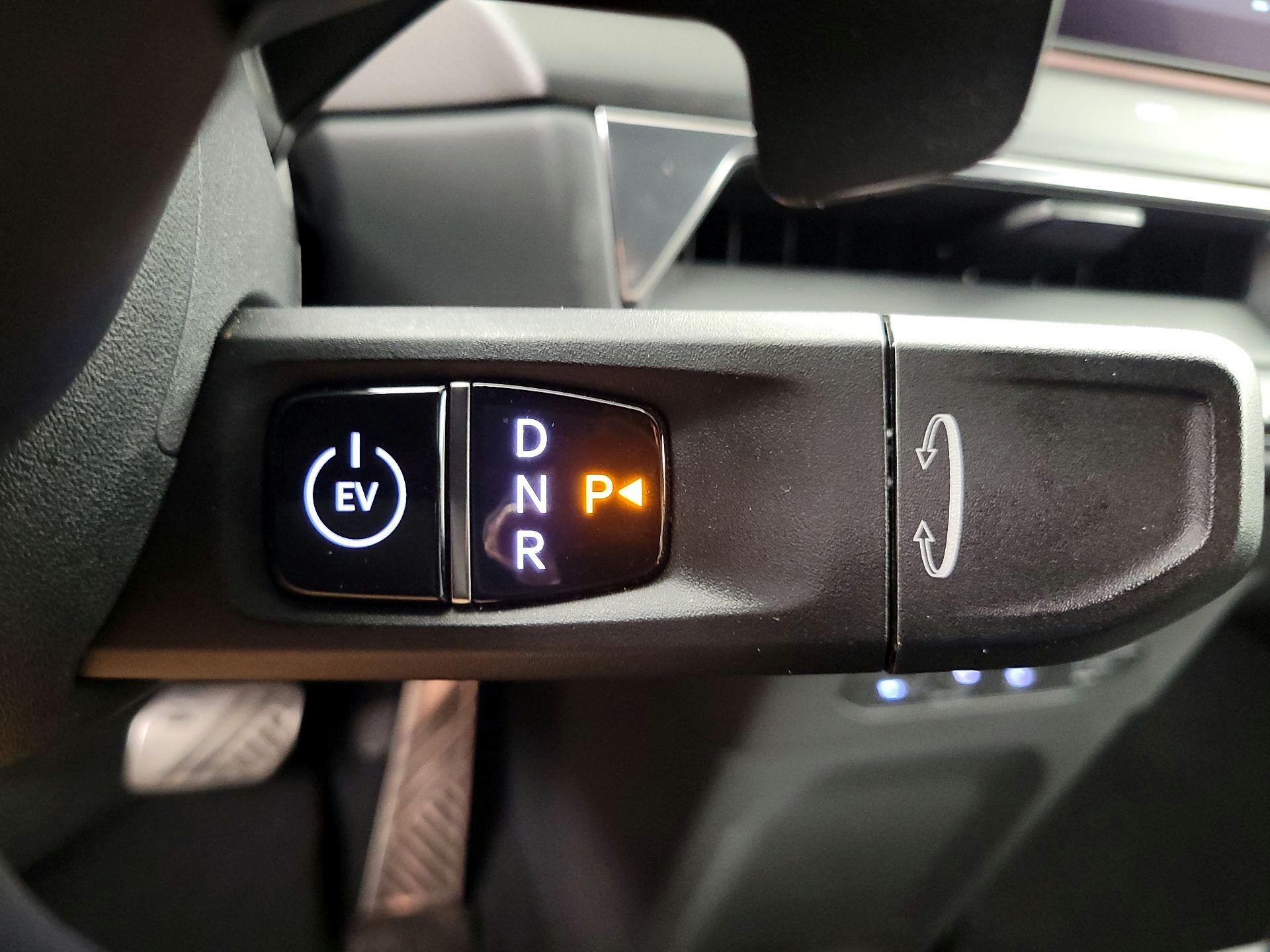 Thumbnail: 2024 Kia EV9 - 18