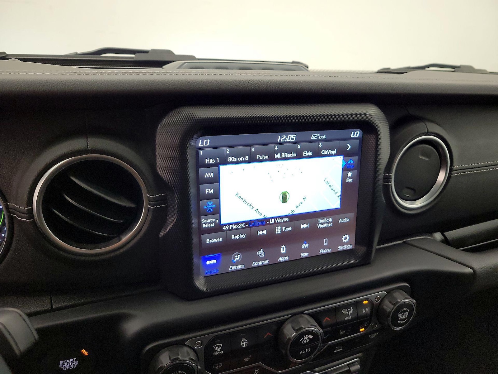 2023 Jeep Wrangler 4xe Sahara 4XE - Photo 17
