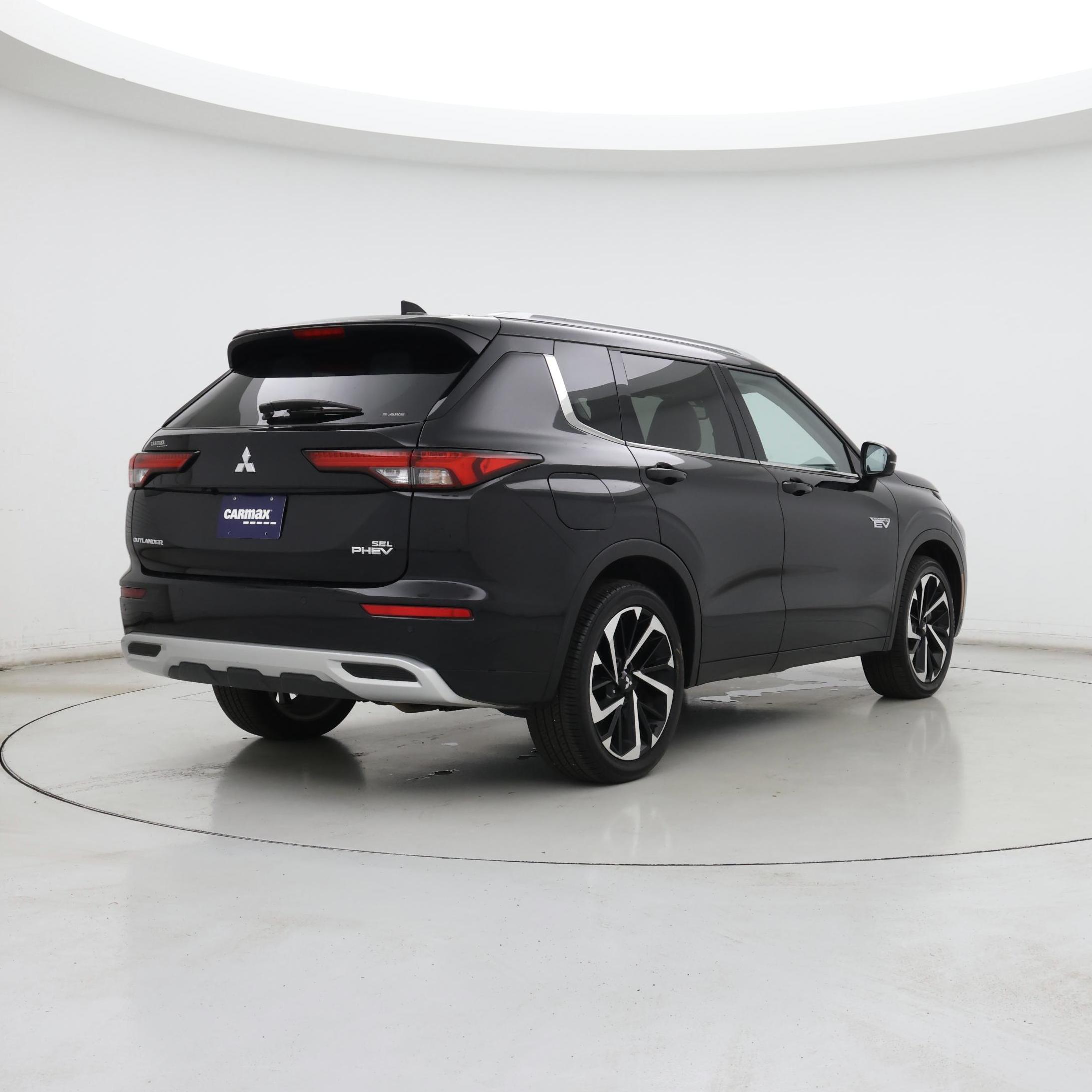 Thumbnail: 2025 Mitsubishi Outlander - 8