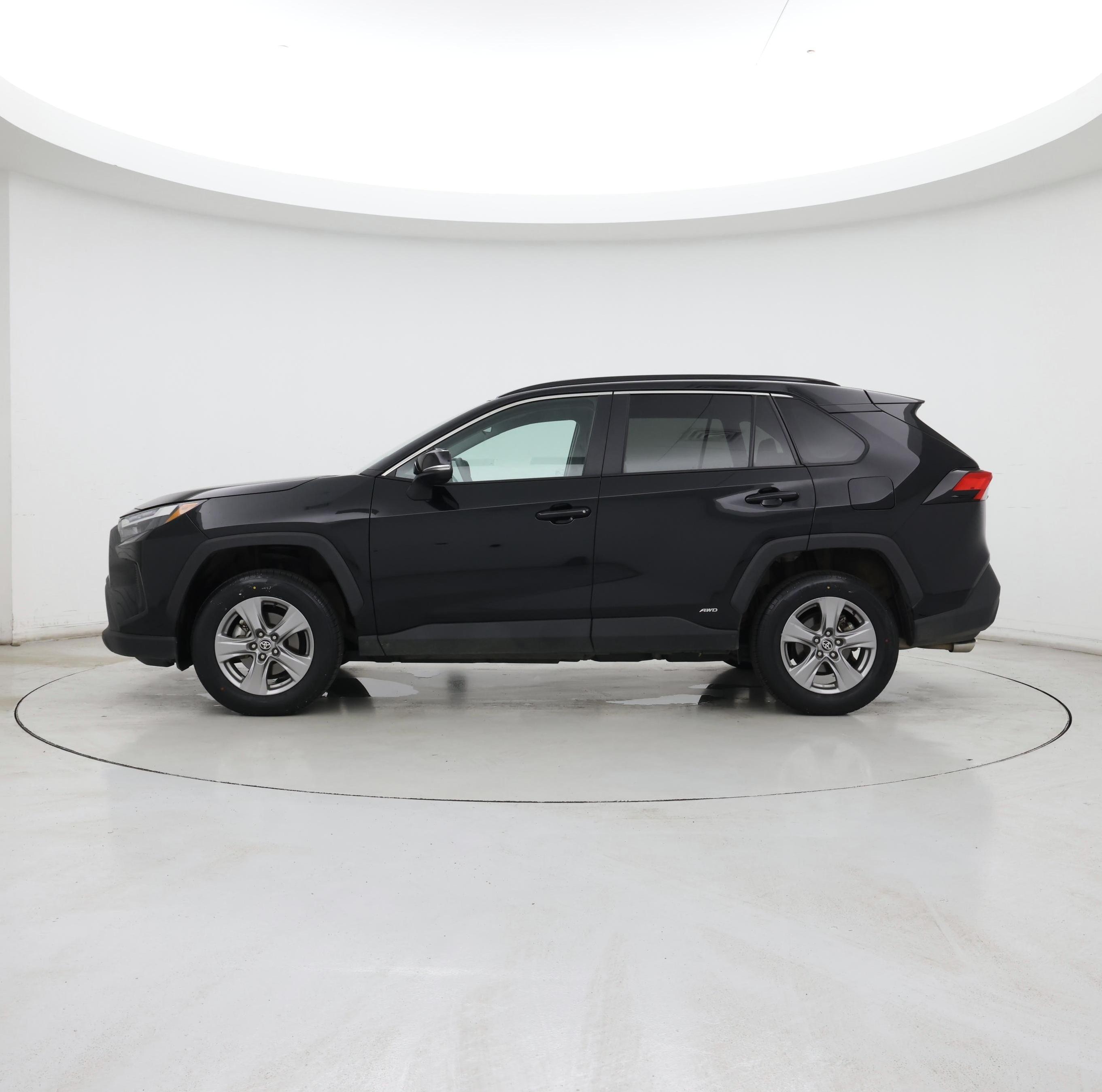 Thumbnail: 2025 Toyota RAV4 - 3
