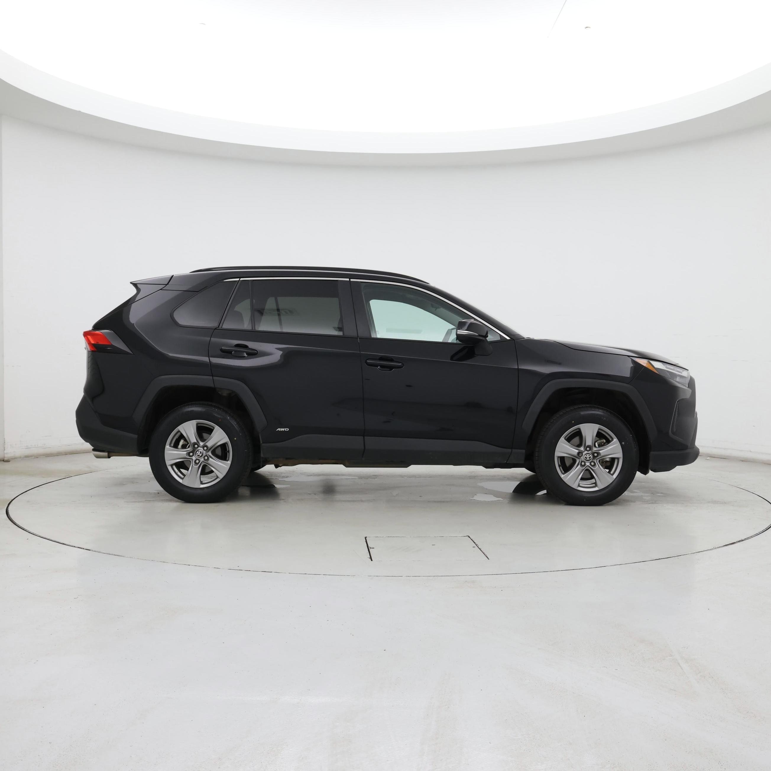 Thumbnail: 2025 Toyota RAV4 - 7