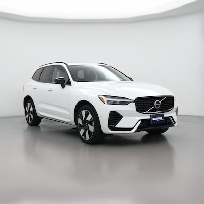 2024 Volvo XC60 Recharge PHEV T8 Plus Dark Theme