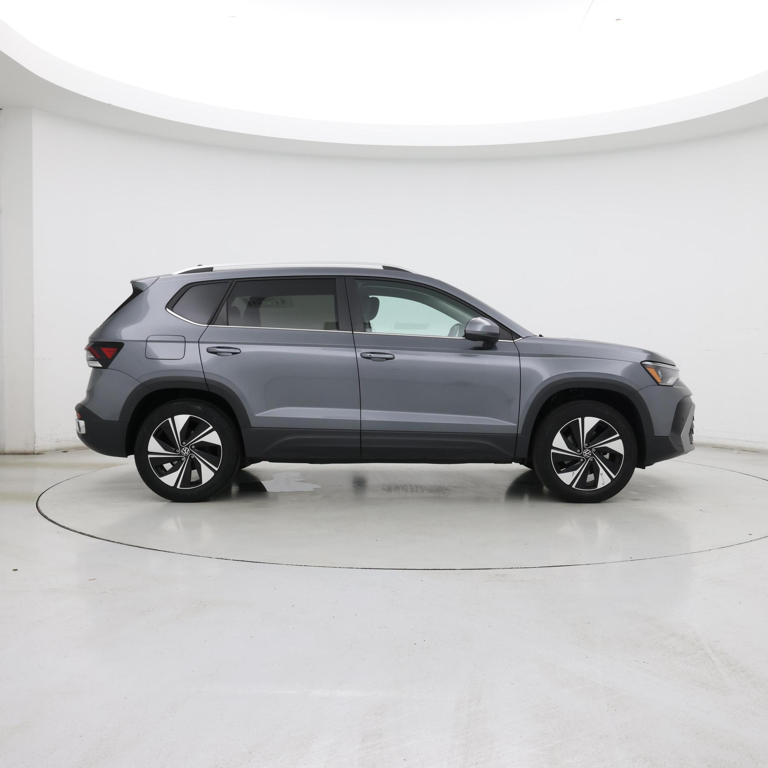 Thumbnail: 2025 Volkswagen Taos - 7