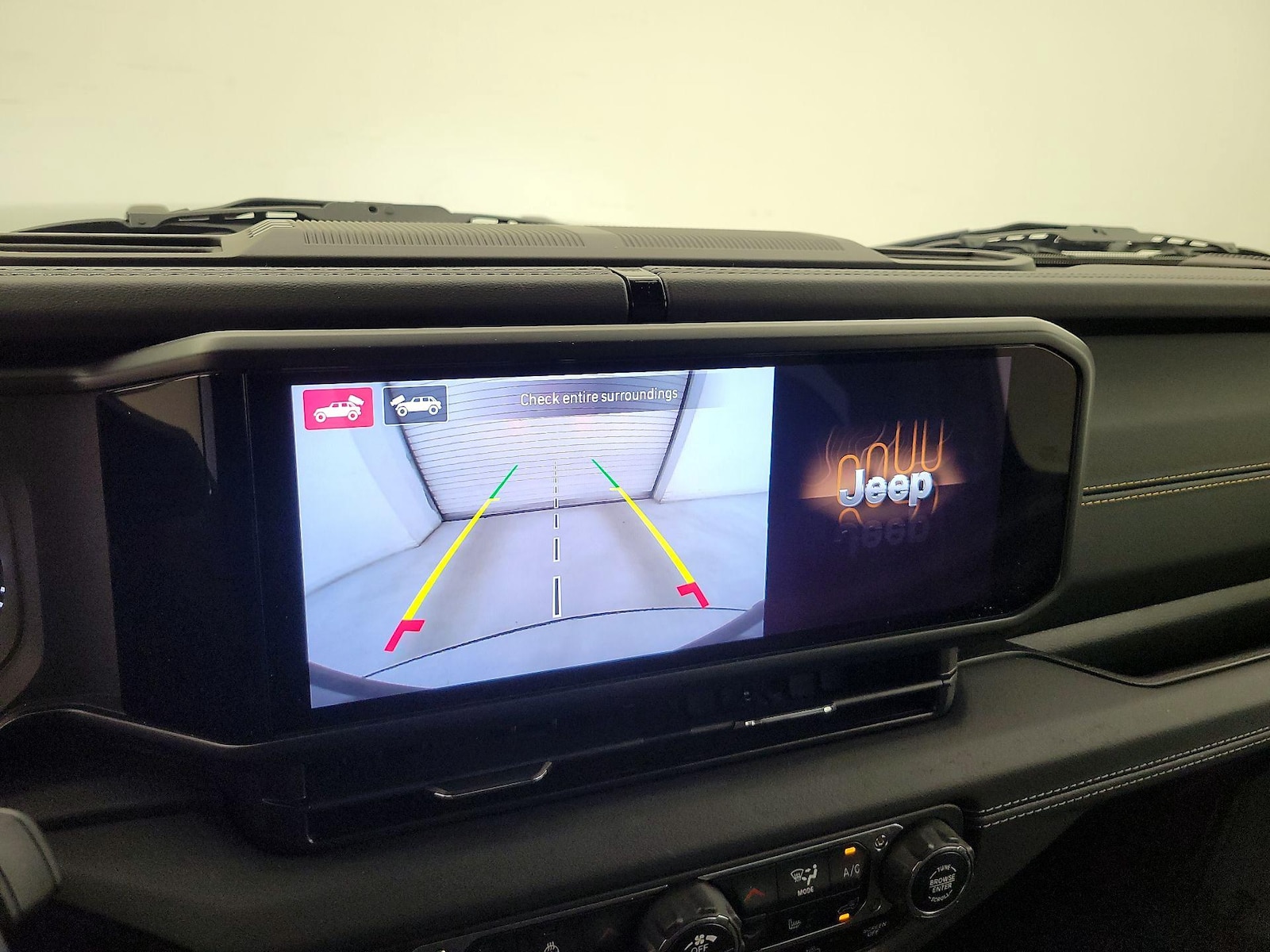 2024 Jeep Wrangler 4xe Sahara 4XE - Photo 16