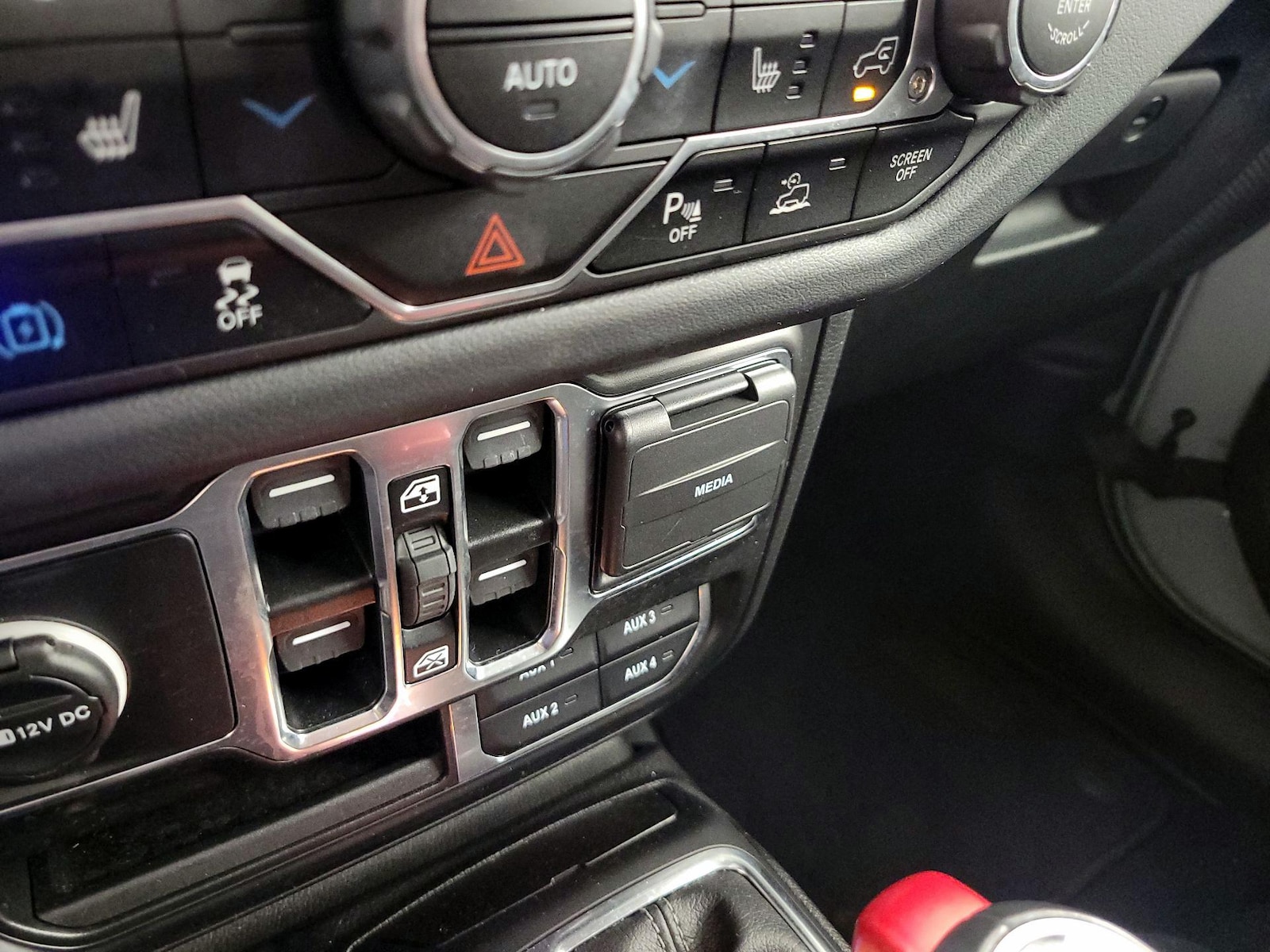 2024 Jeep Wrangler 4xe Sahara 4XE - Photo 20