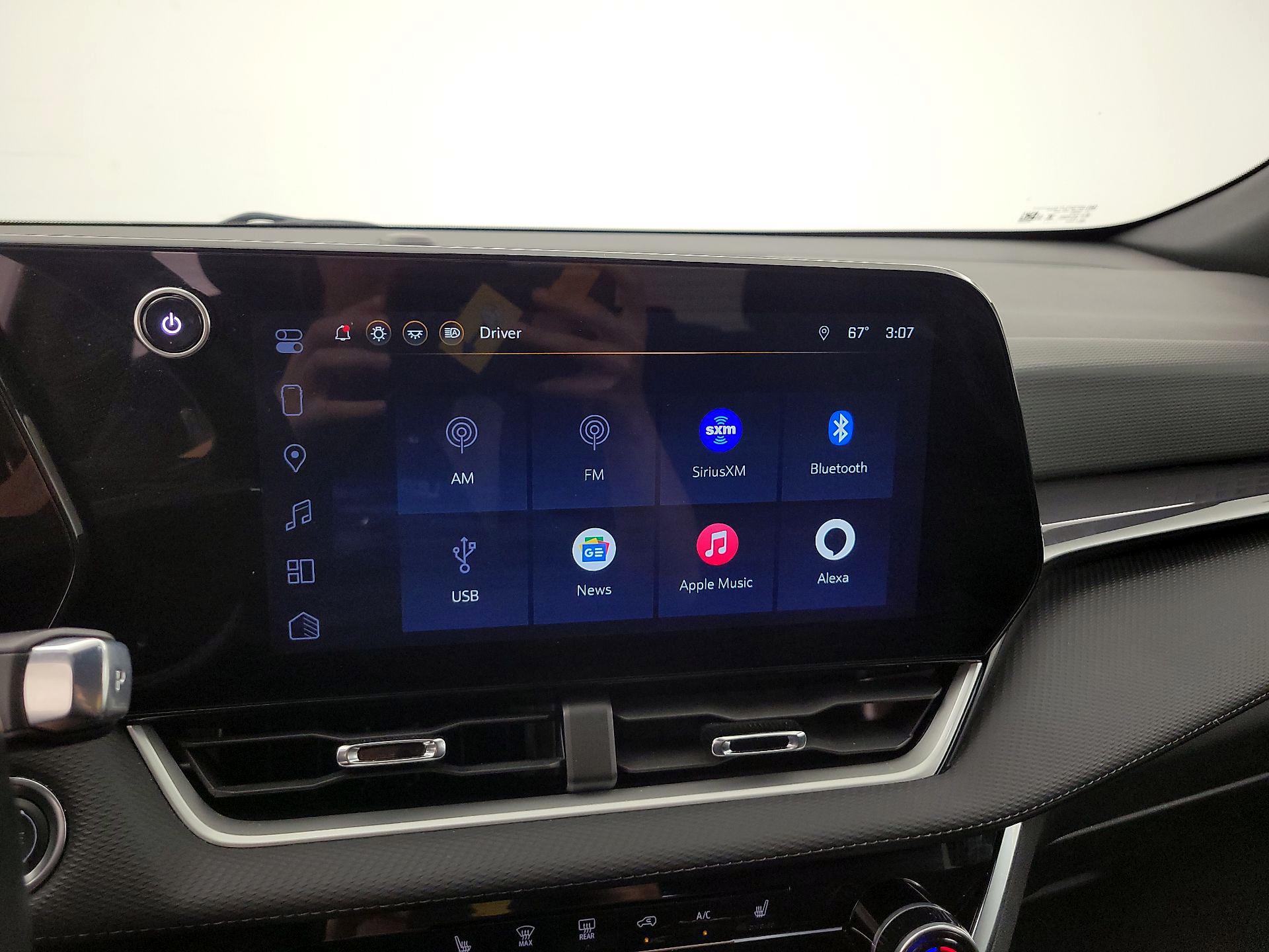 Thumbnail: 2025 Chevrolet Equinox - 16