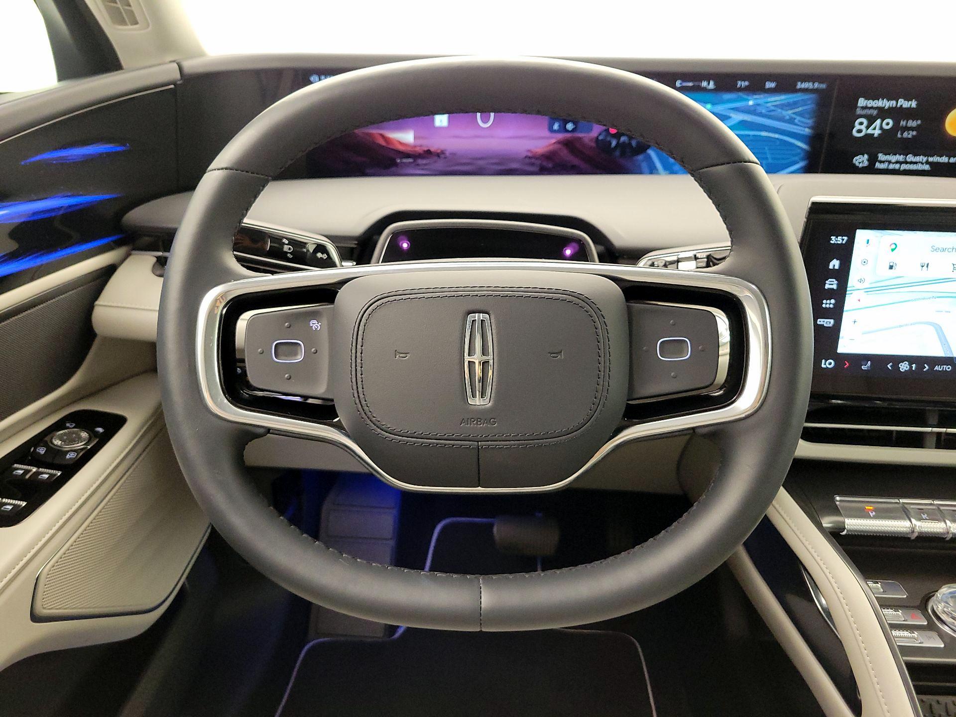 Thumbnail: 2026 Lincoln Nautilus - 10