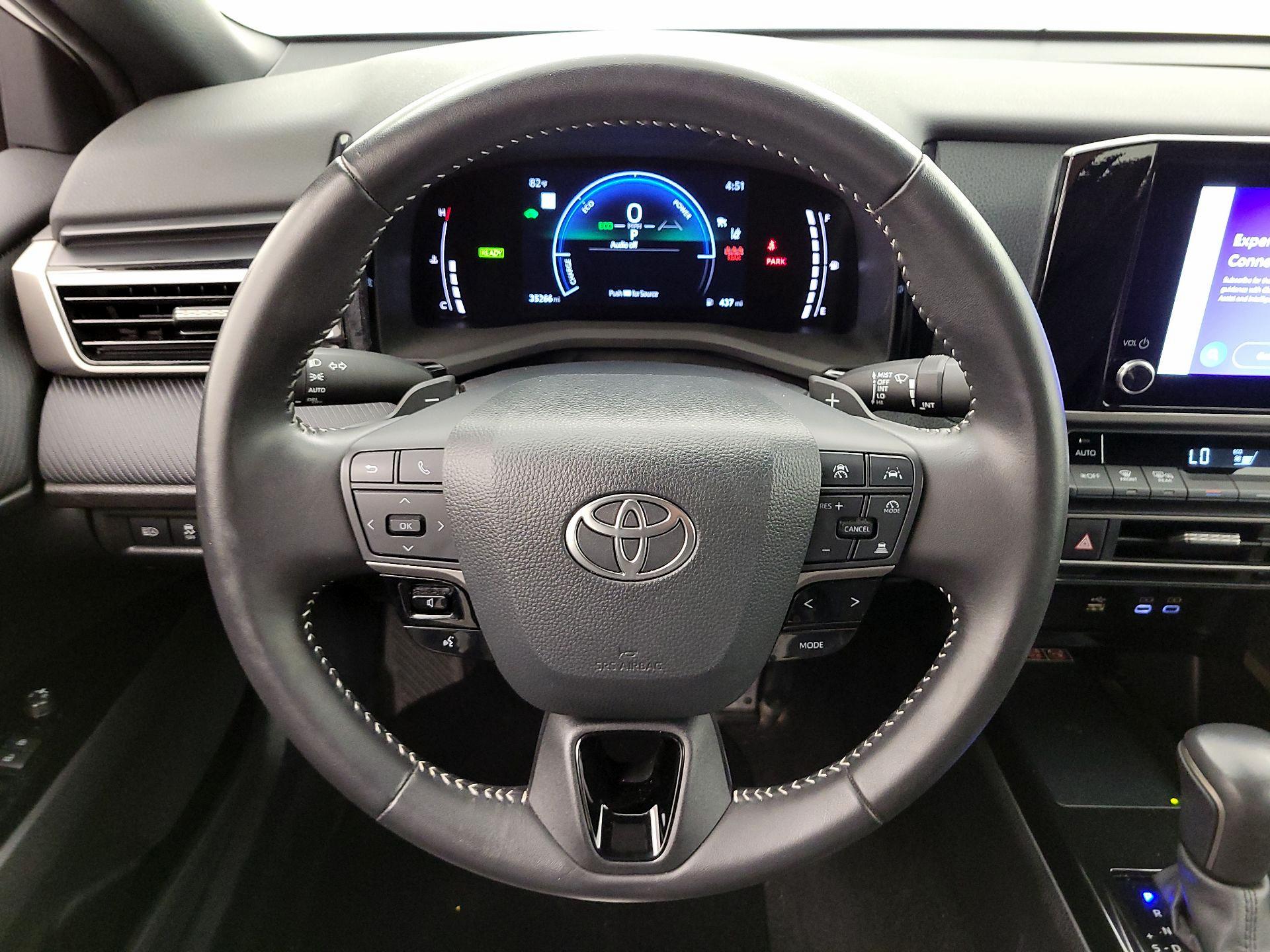 Thumbnail: 2025 Toyota Camry - 10