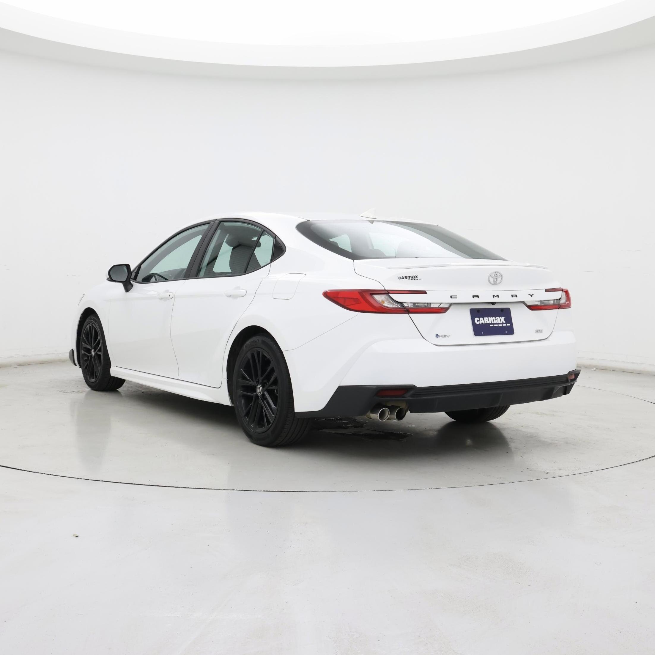 Thumbnail: 2025 Toyota Camry - 2
