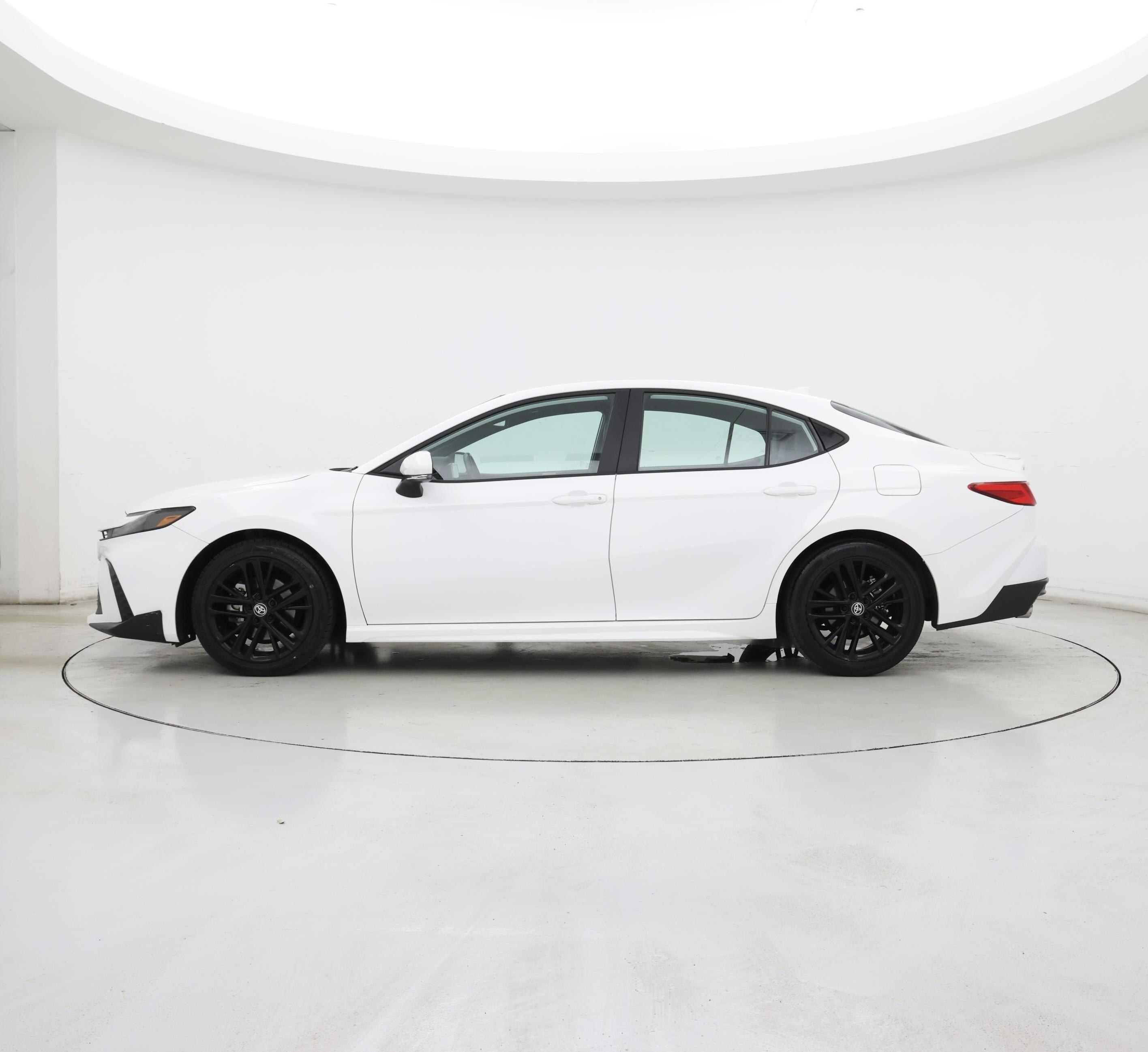 Thumbnail: 2025 Toyota Camry - 3