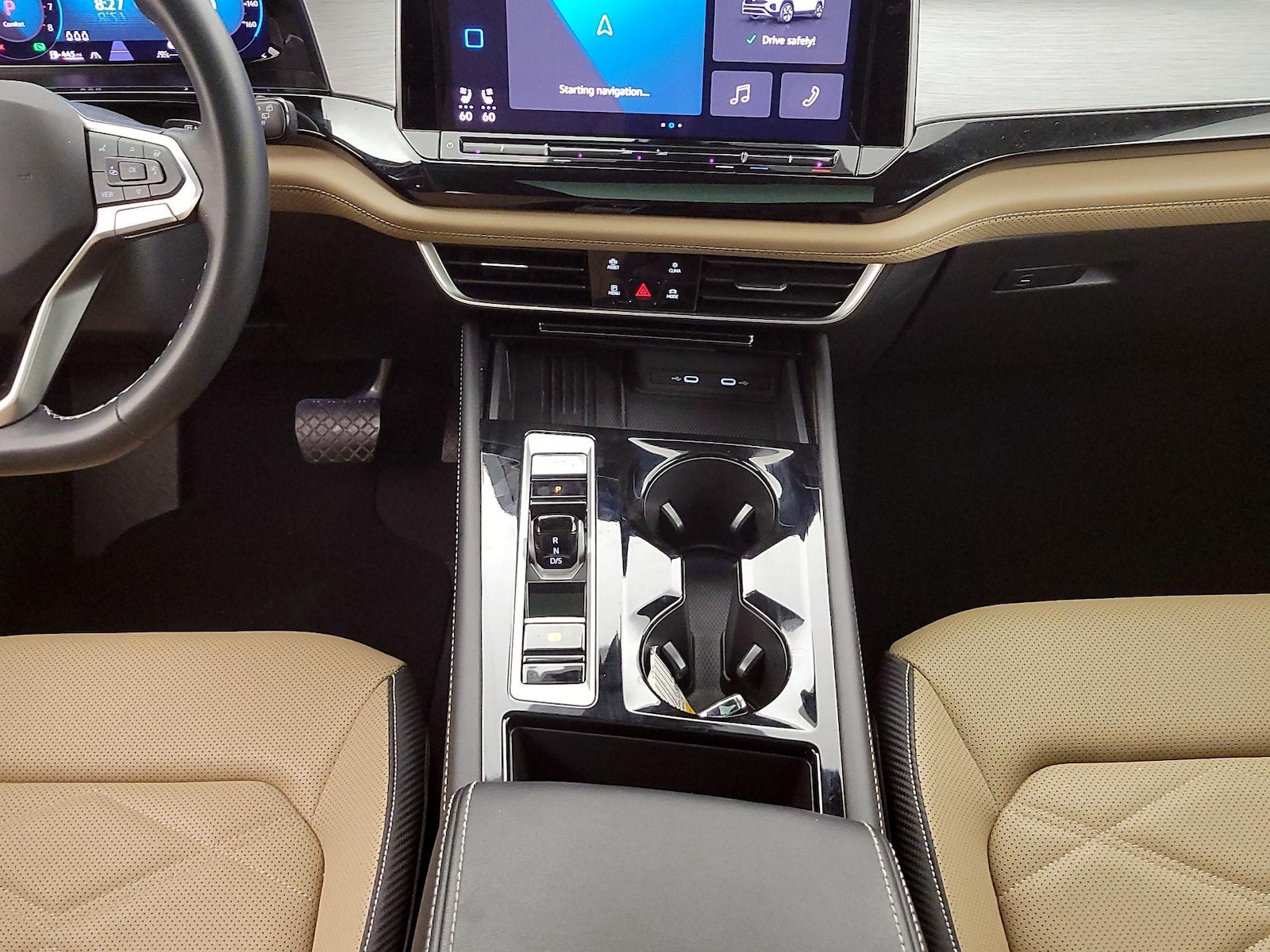 2025 Volkswagen Atlas Cross Sport SE w/Tech - Photo 19