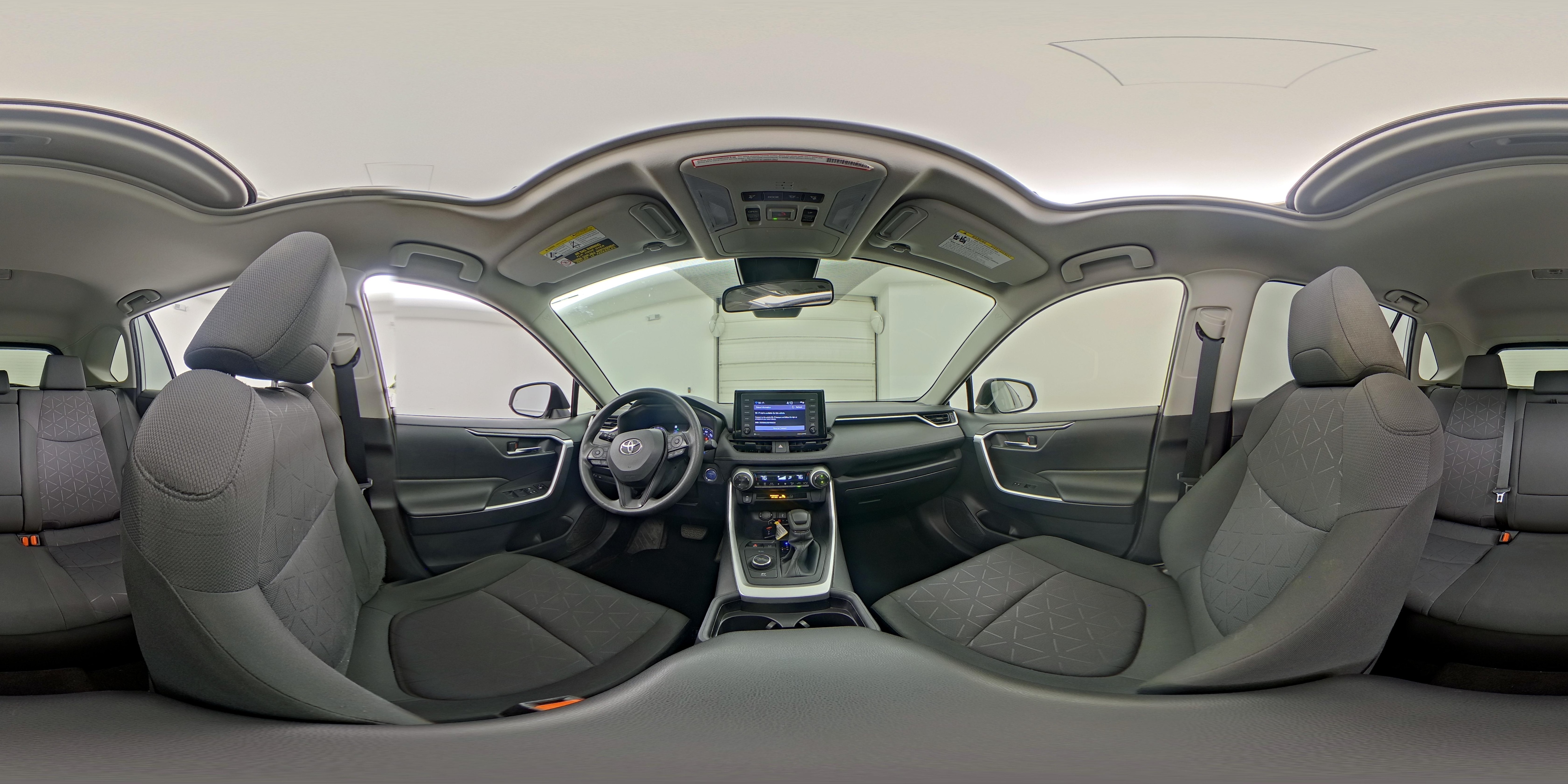 2021 Toyota RAV4 XLE - Photo 26
