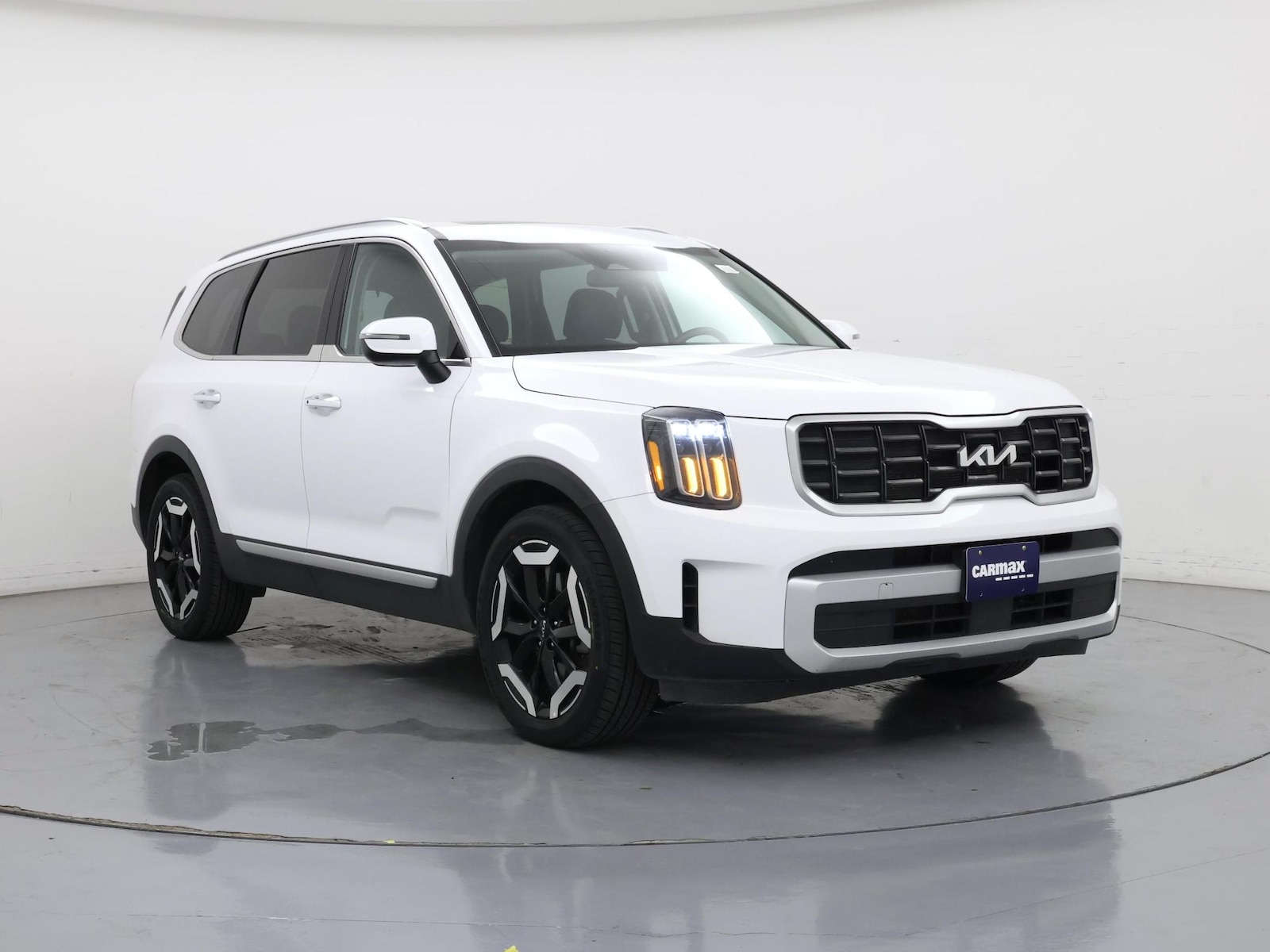 2025 Kia Telluride S - Photo 2