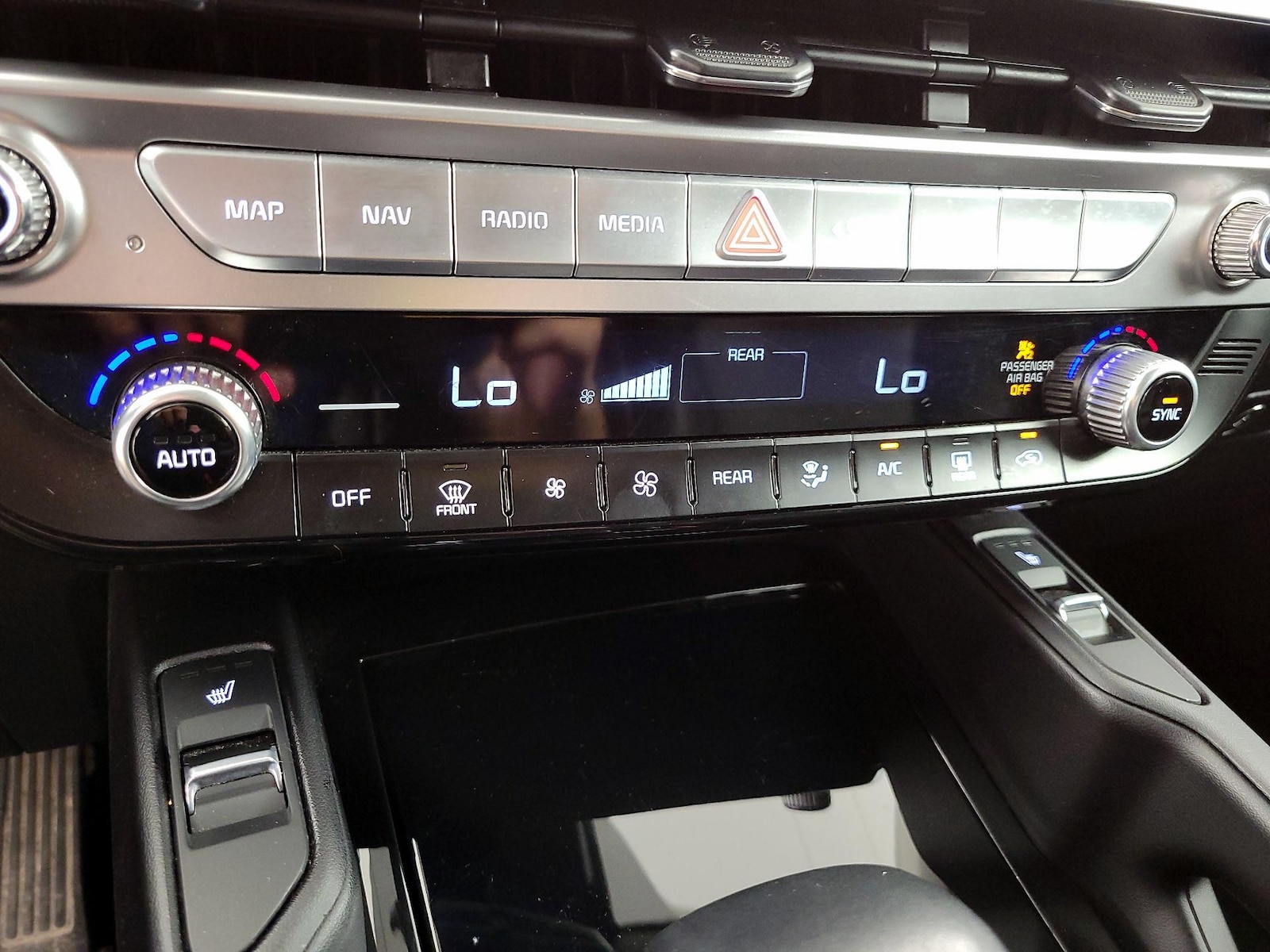 2025 Kia Telluride S - Photo 18