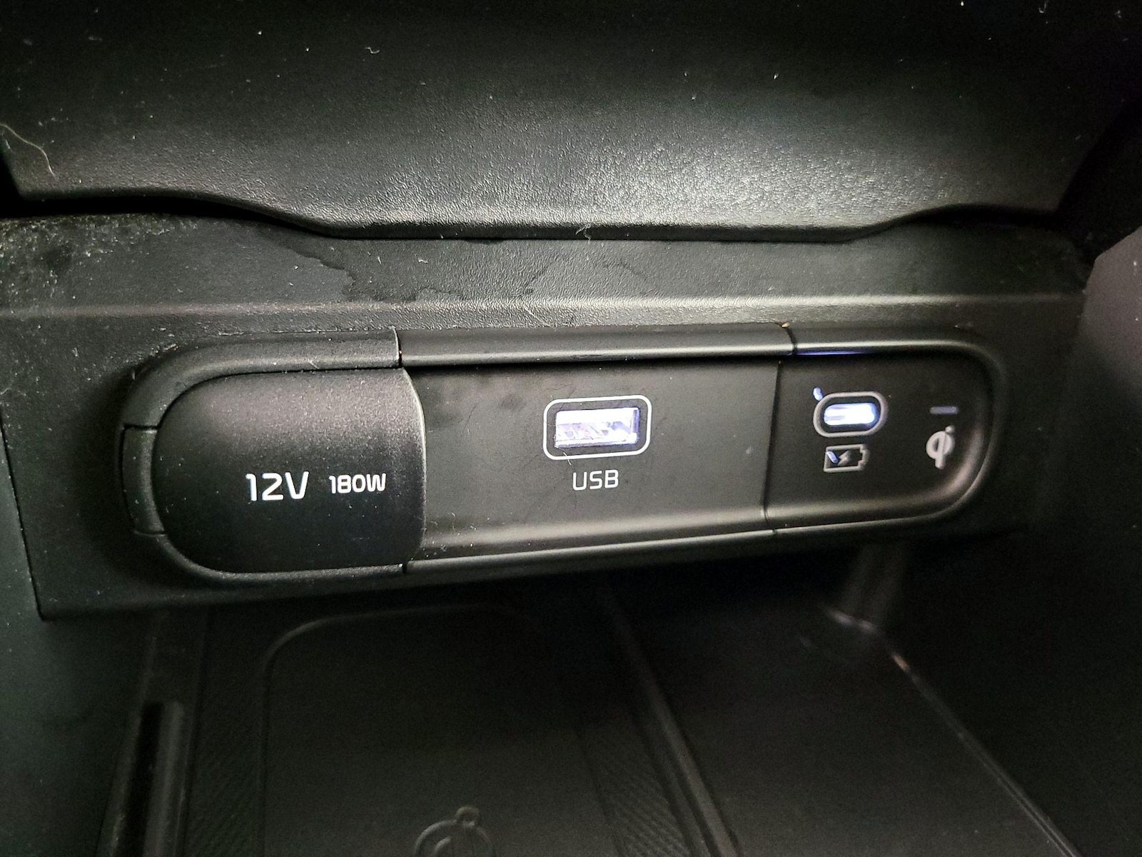 2025 Kia Telluride S - Photo 20