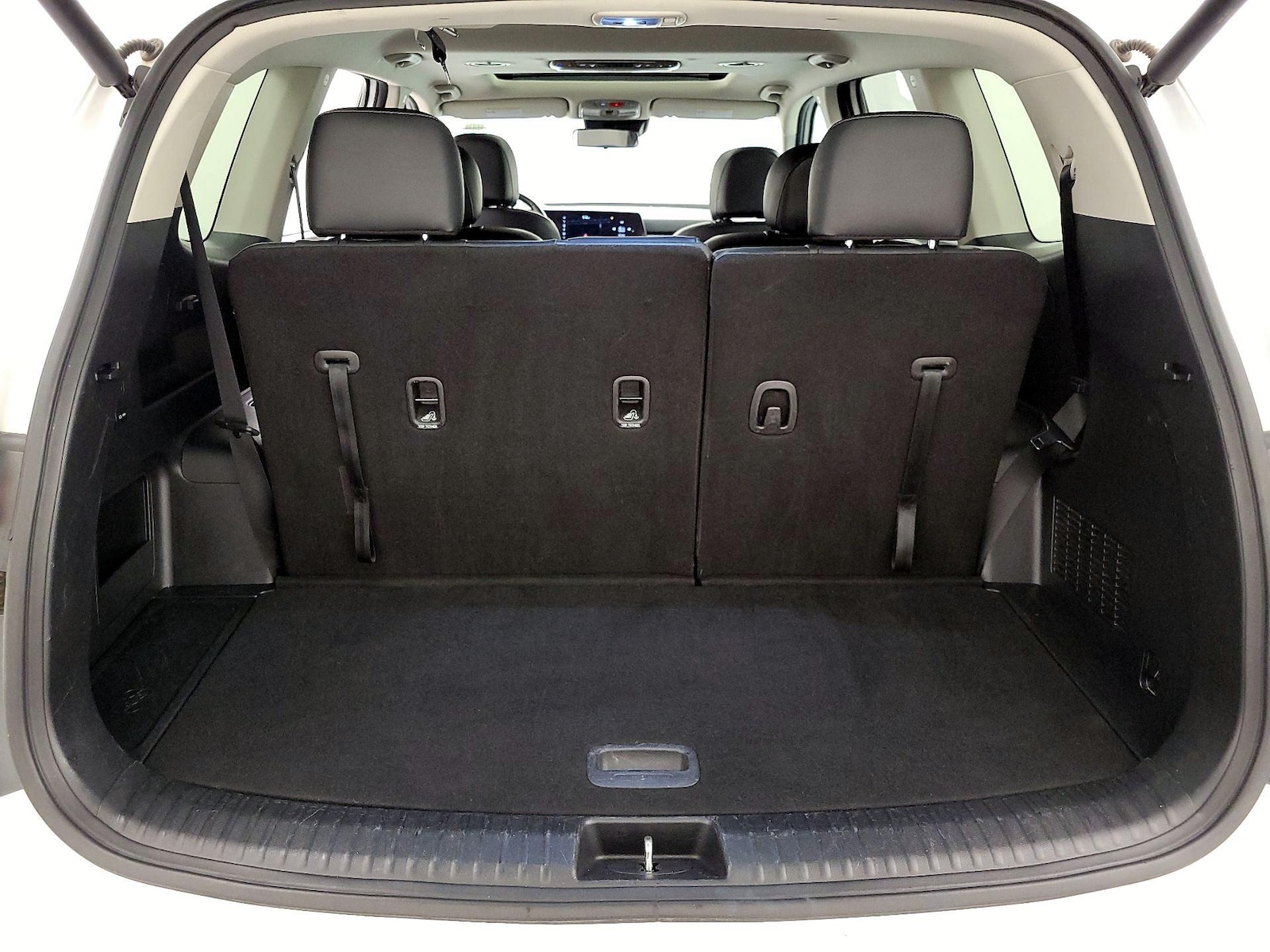 2025 Kia Telluride S - Photo 24