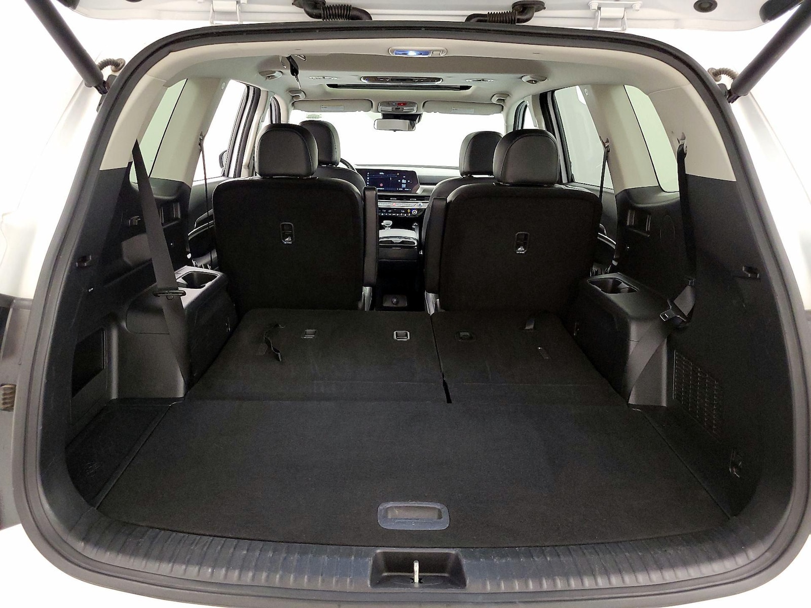 2025 Kia Telluride S - Photo 25