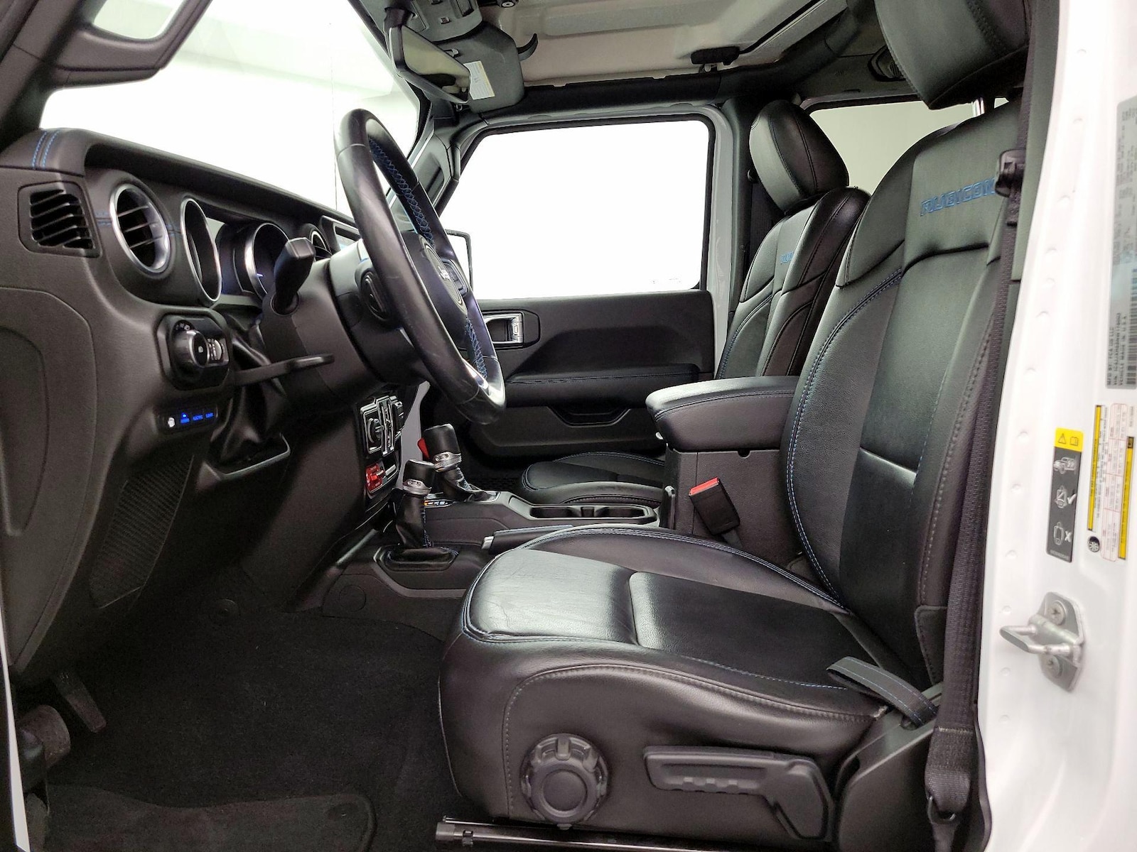 Leather Seats & Side Airbags
