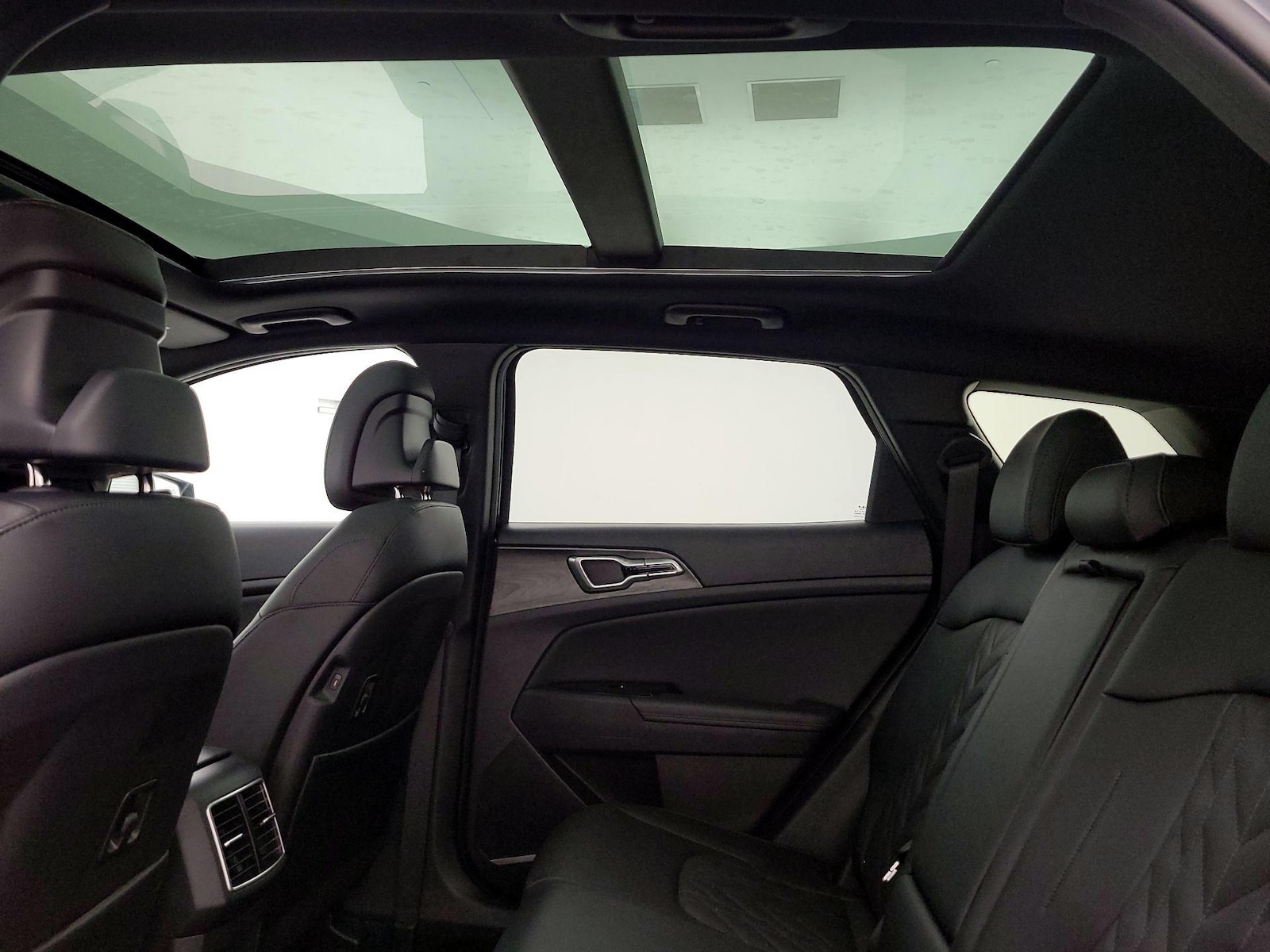 2024 Kia Sportage X-Line - Photo 25