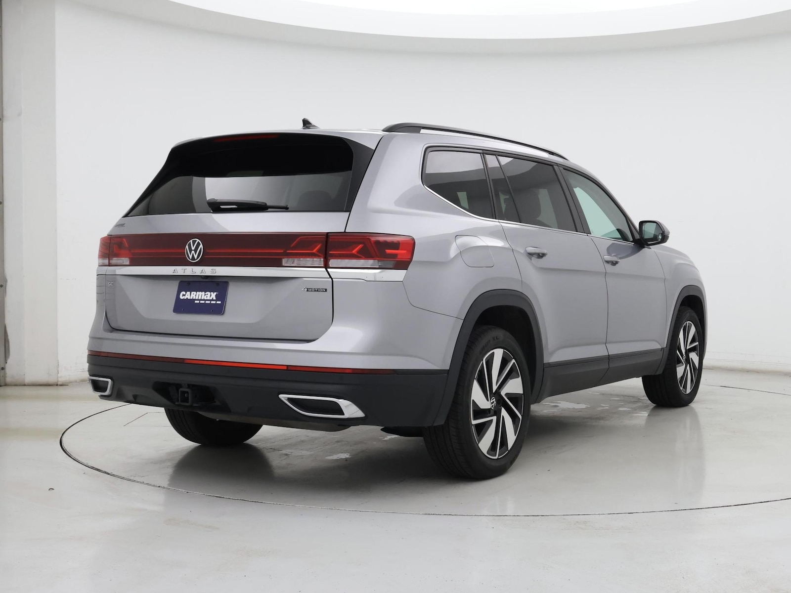 2025 Volkswagen Atlas SE w/Tech - Photo 9
