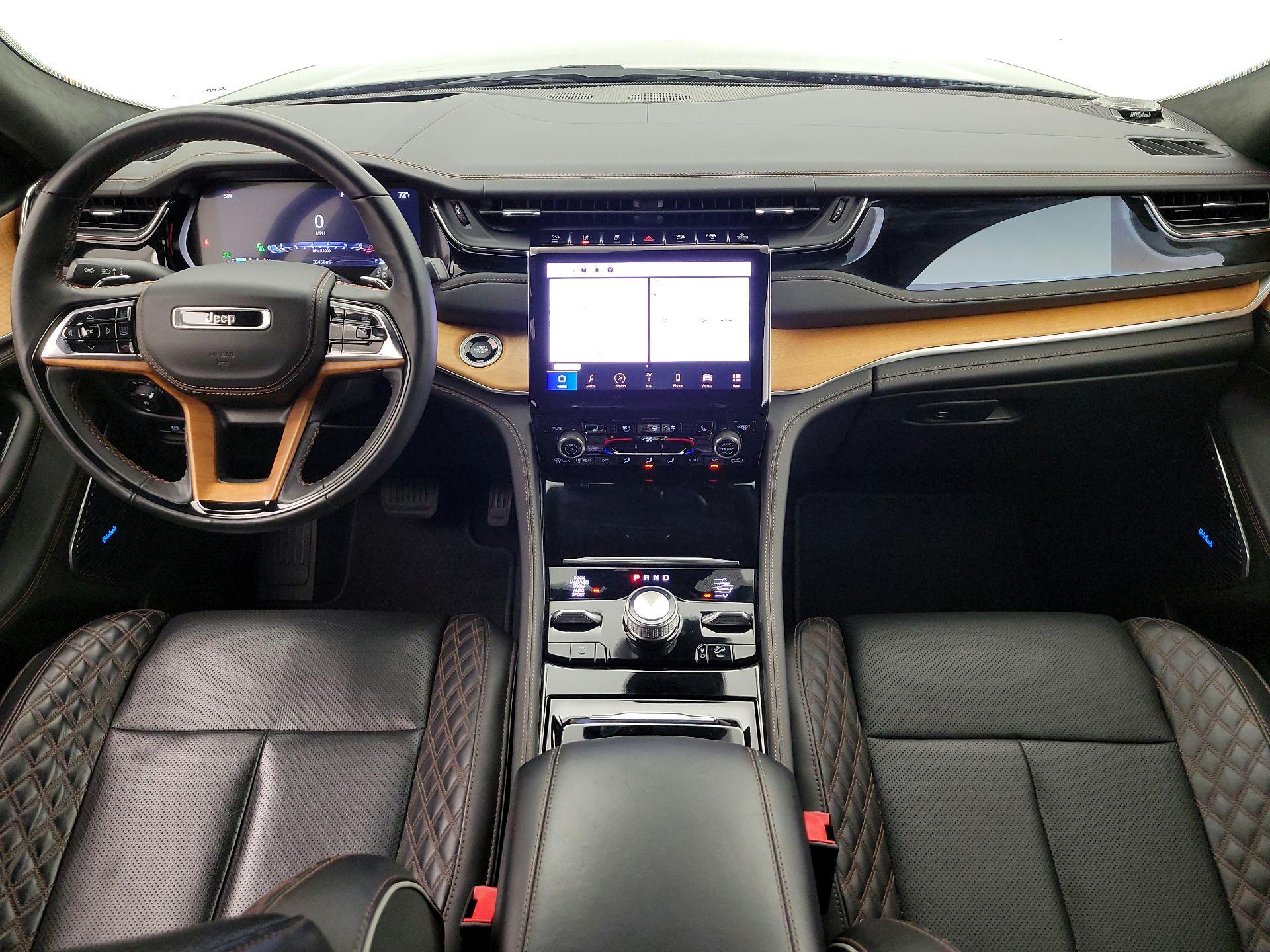 Thumbnail: 2023 Jeep Grand Cherokee L - 9
