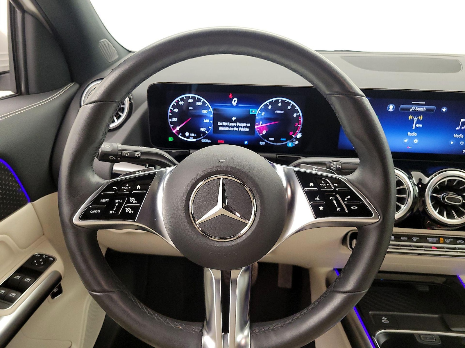 2025 Mercedes-Benz GLA GLA250 - Photo 11