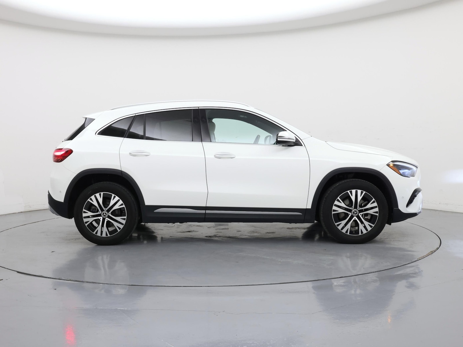 2025 Mercedes-Benz GLA GLA250 - Photo 8