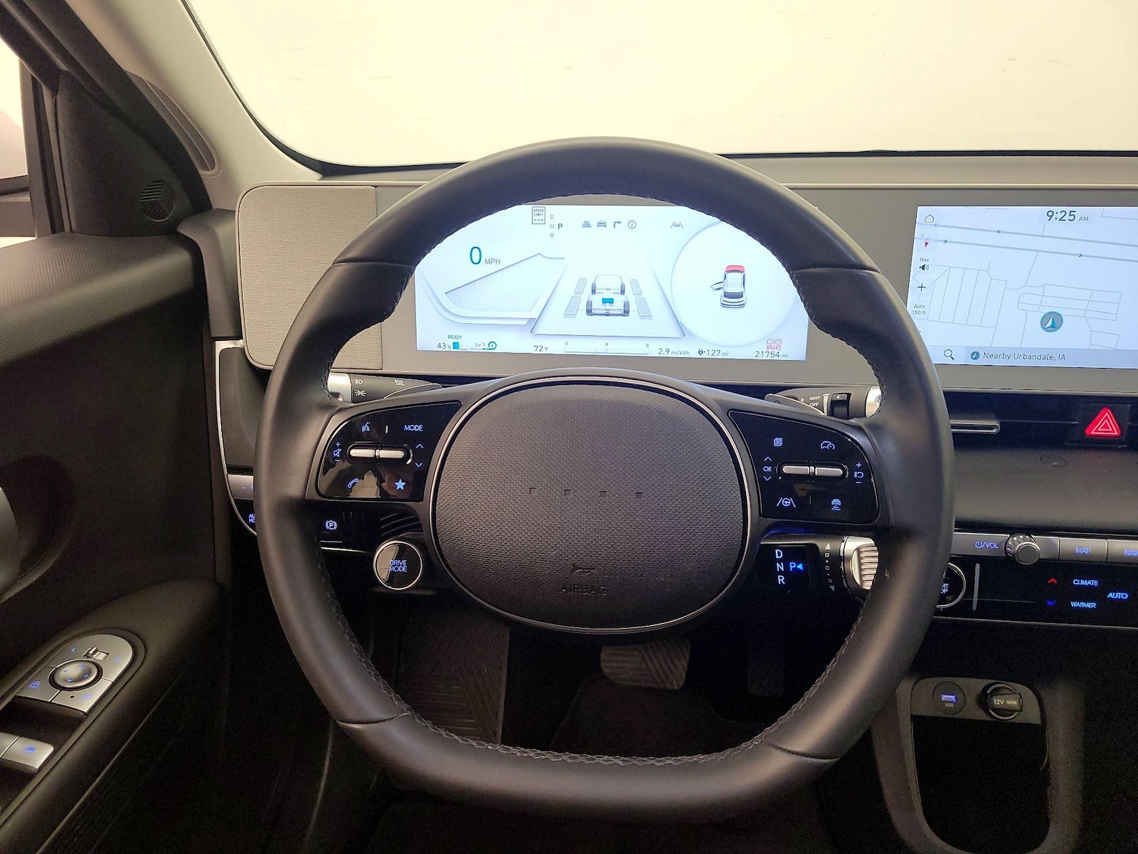 2024 Hyundai IONIQ 5 SE - Photo 11