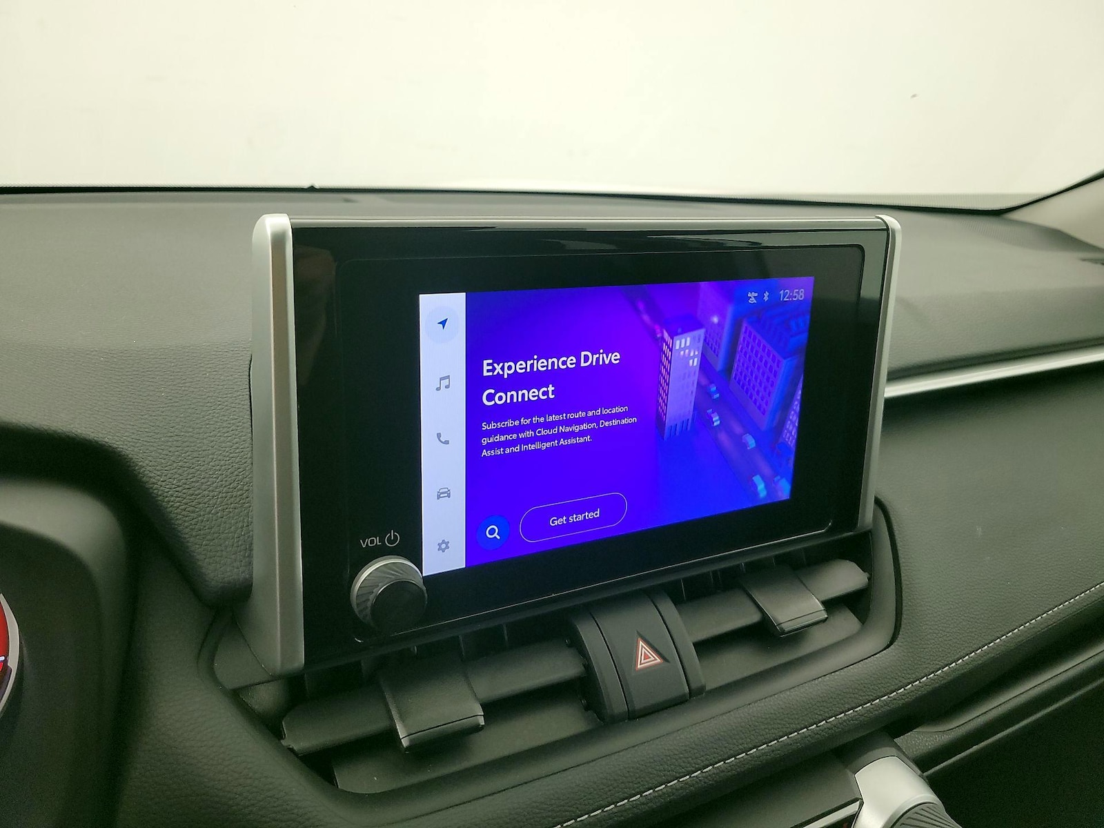 2025 Toyota RAV4 LE - Photo 15