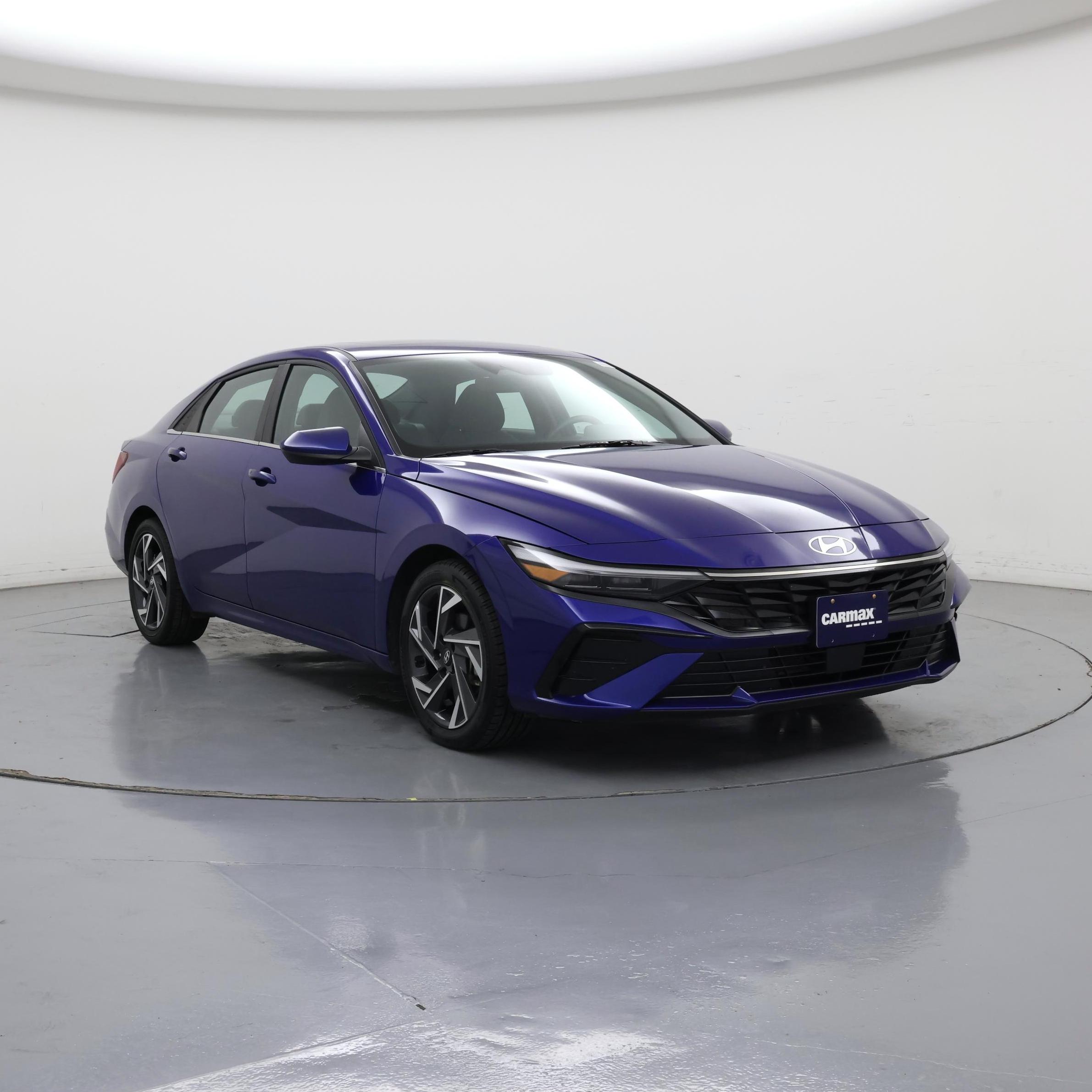 Blue 2025 Hyundai Elantra Sedan Front-Wheel Drive Automatic