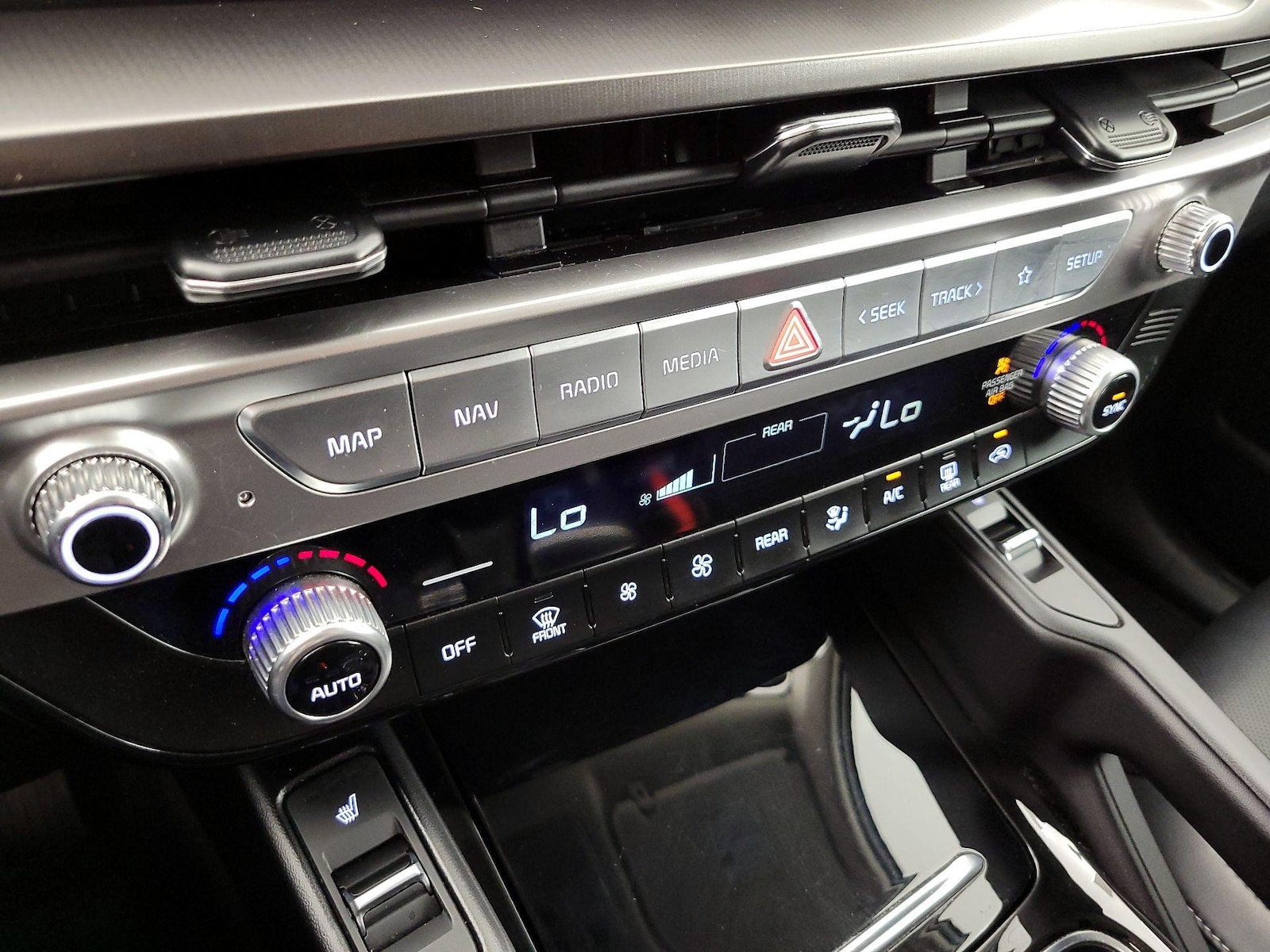 2025 Kia Telluride S - Photo 18