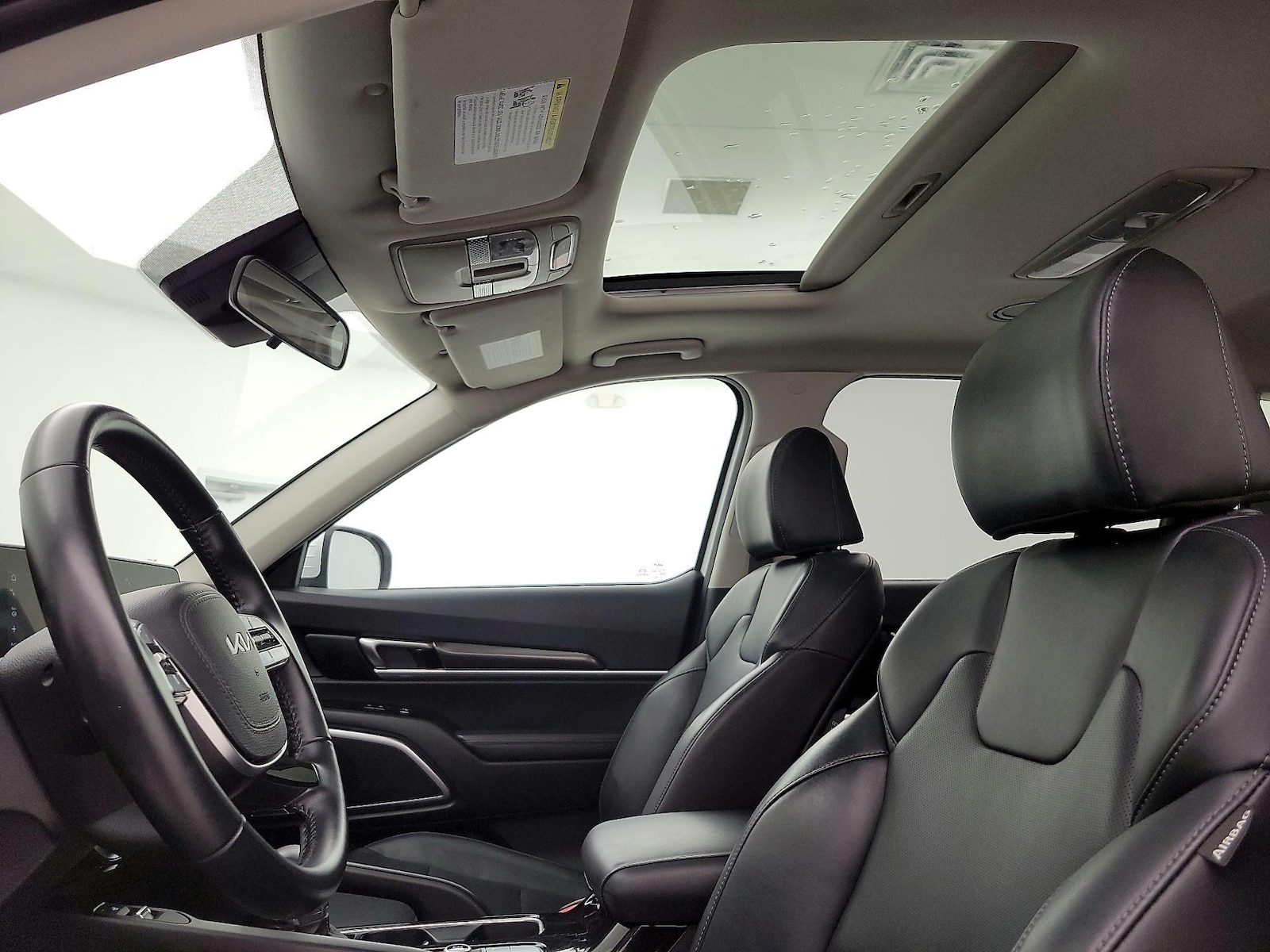 2025 Kia Telluride S - Photo 21