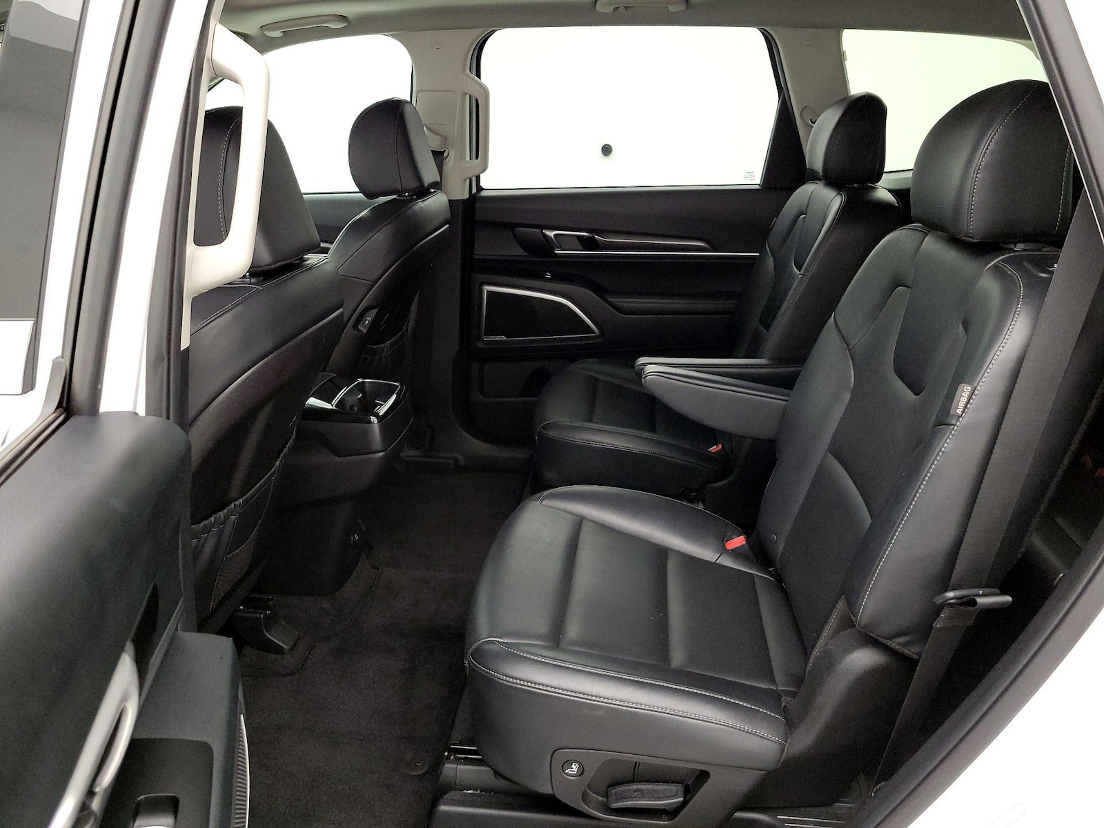 2025 Kia Telluride S - Photo 22