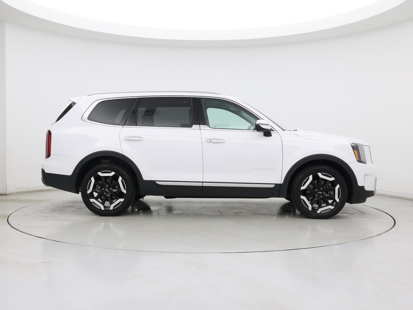 2025 Kia Telluride S - Photo 8