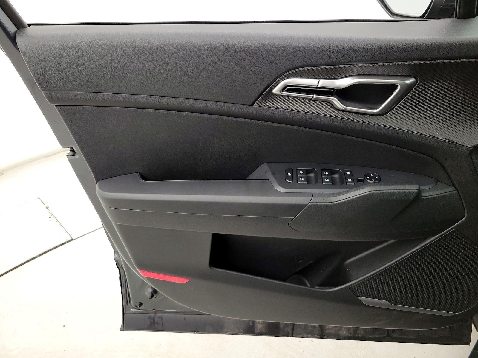 2023 Kia Sportage LX - Photo 13
