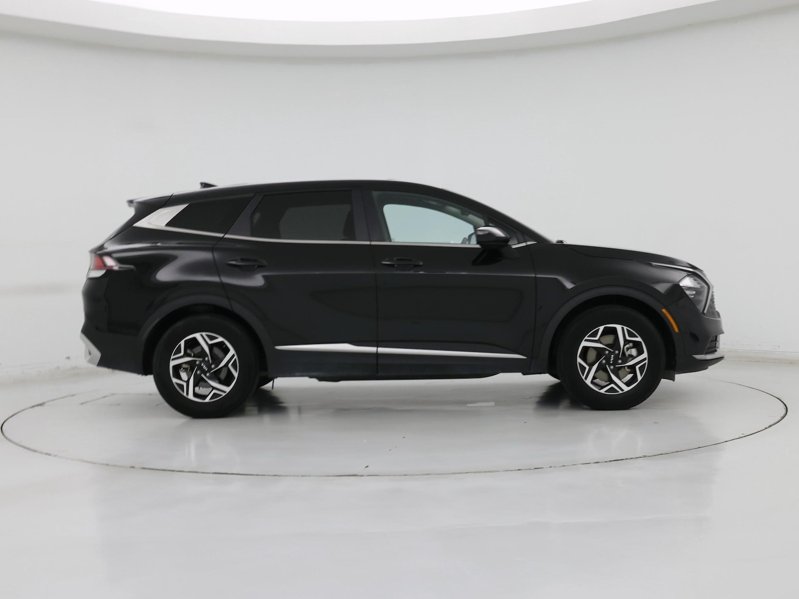 2023 Kia Sportage LX - Photo 8
