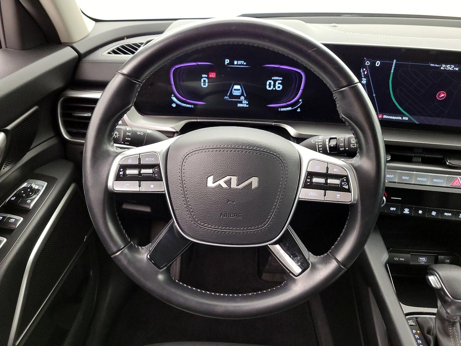 2023 Kia Telluride LX - Photo 11