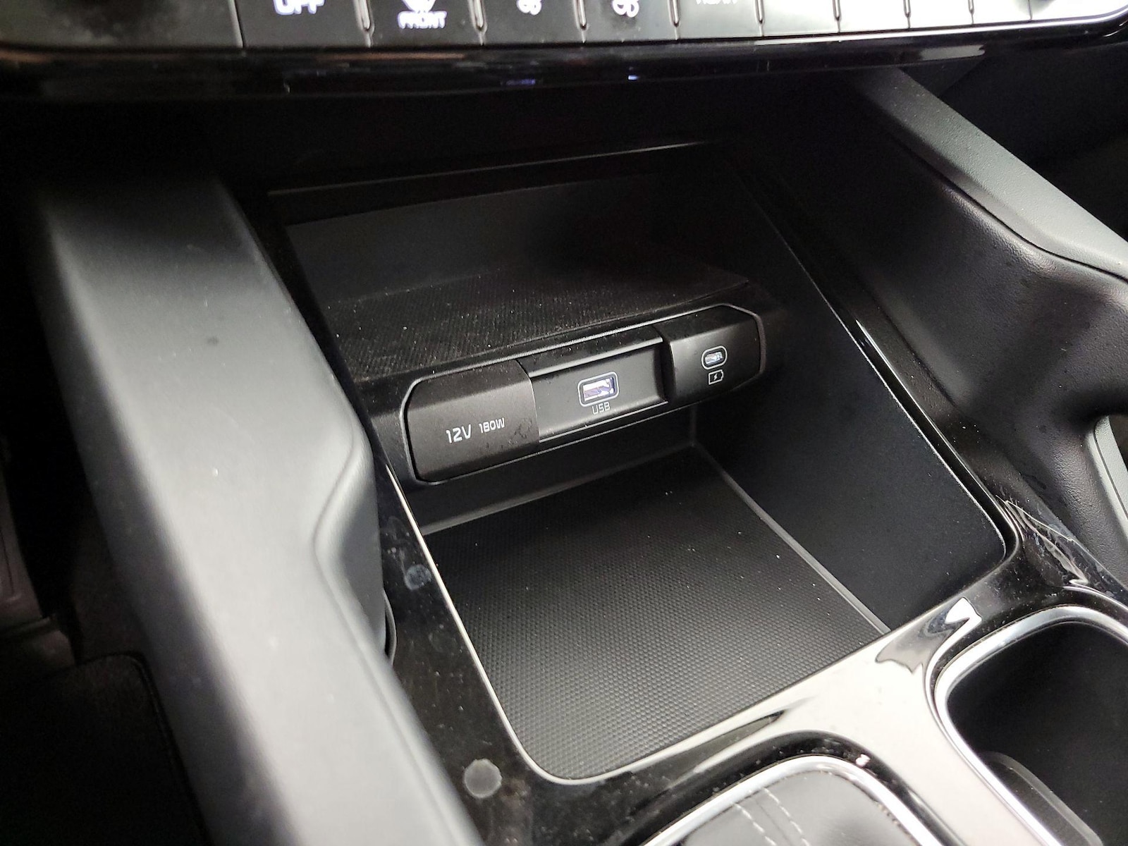2023 Kia Telluride LX - Photo 20