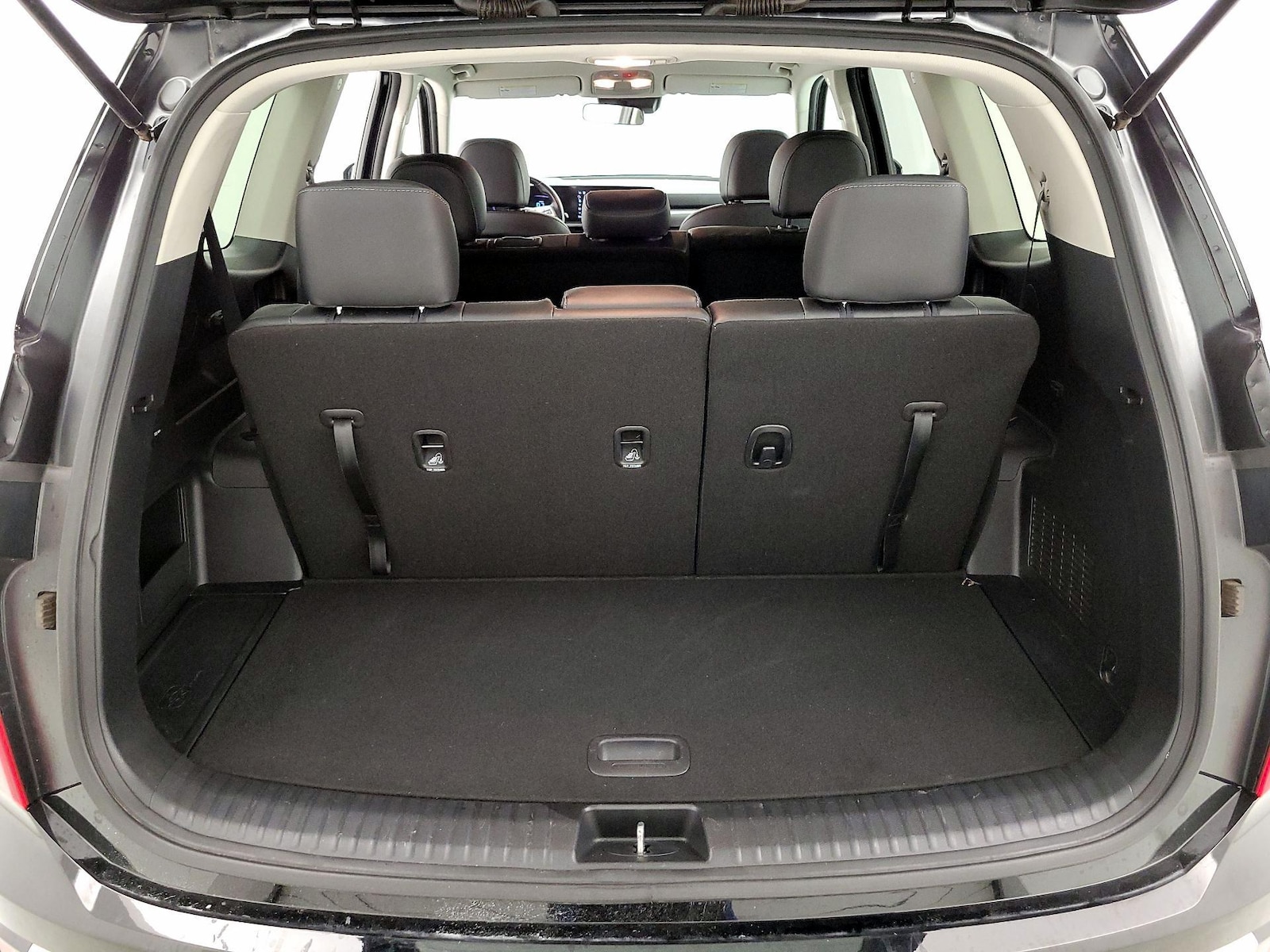 2023 Kia Telluride LX - Photo 23