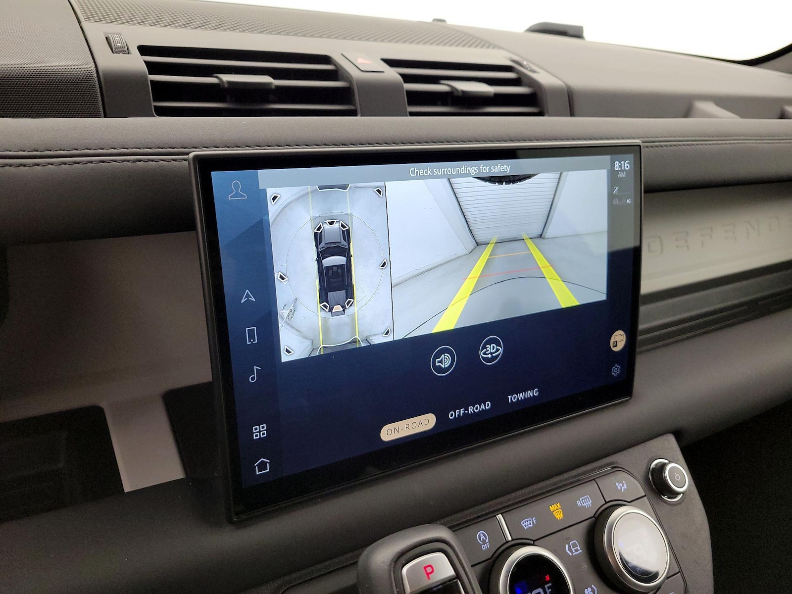 2025 Land Rover Defender S - Photo 15